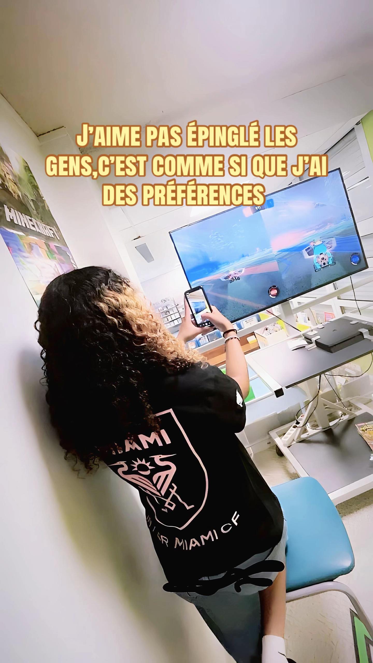 @𝐂𝐚𝐦𝐢.