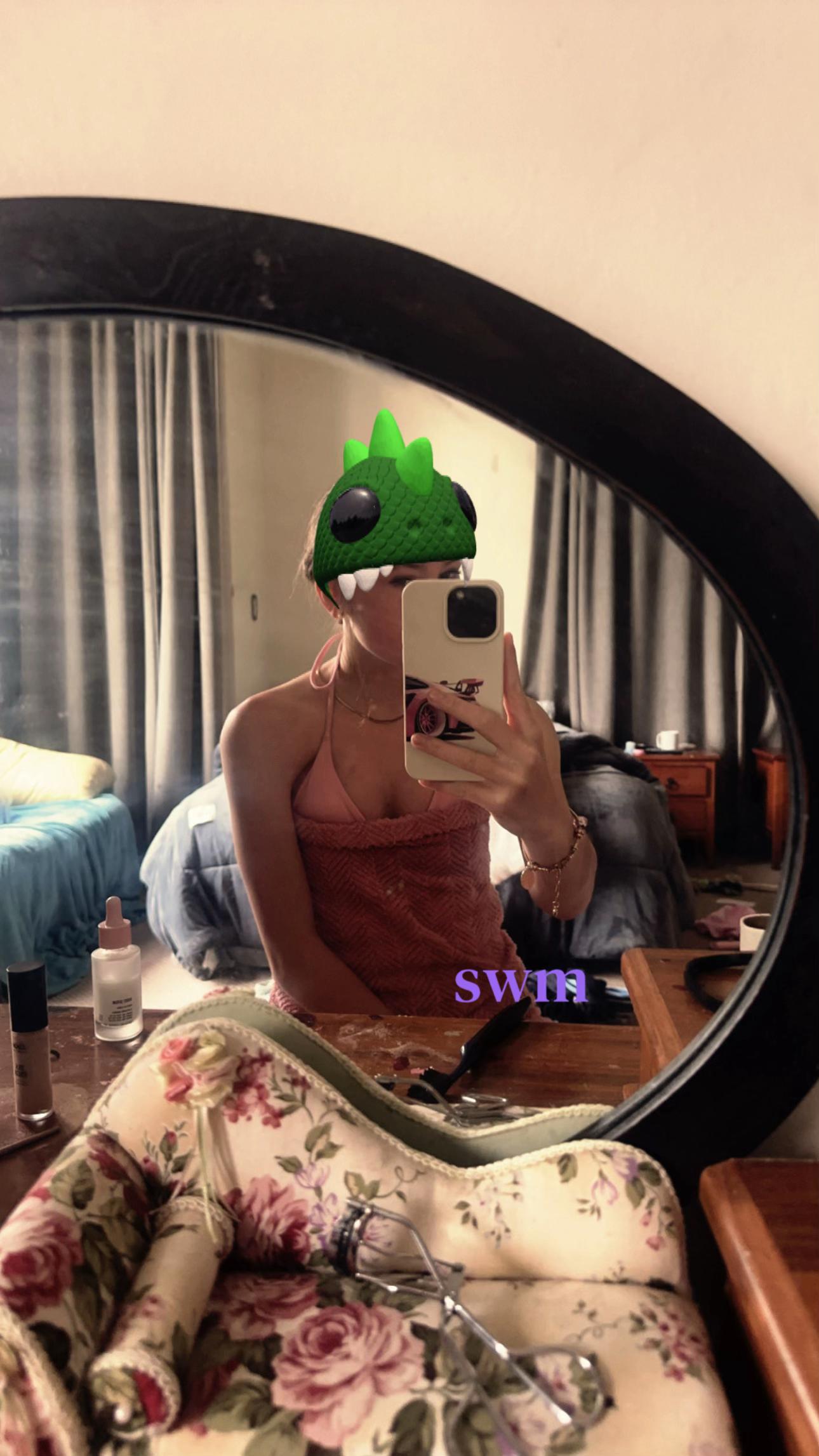 @✞𝒷𝓇𝓎𝓁ℯ𝒾𝑔𝒽✞