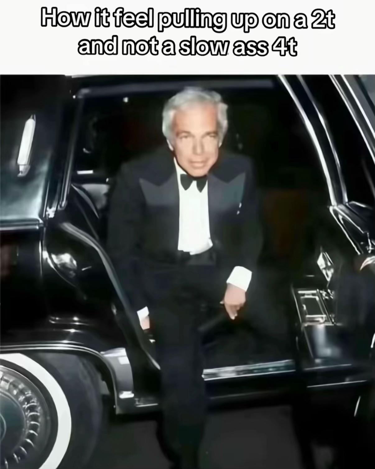 @hristow     ༽