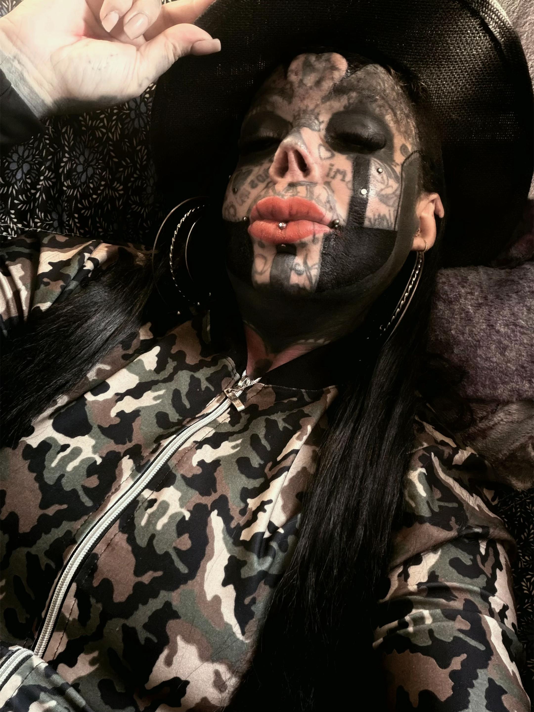 @Ana Diabolick Tattoo