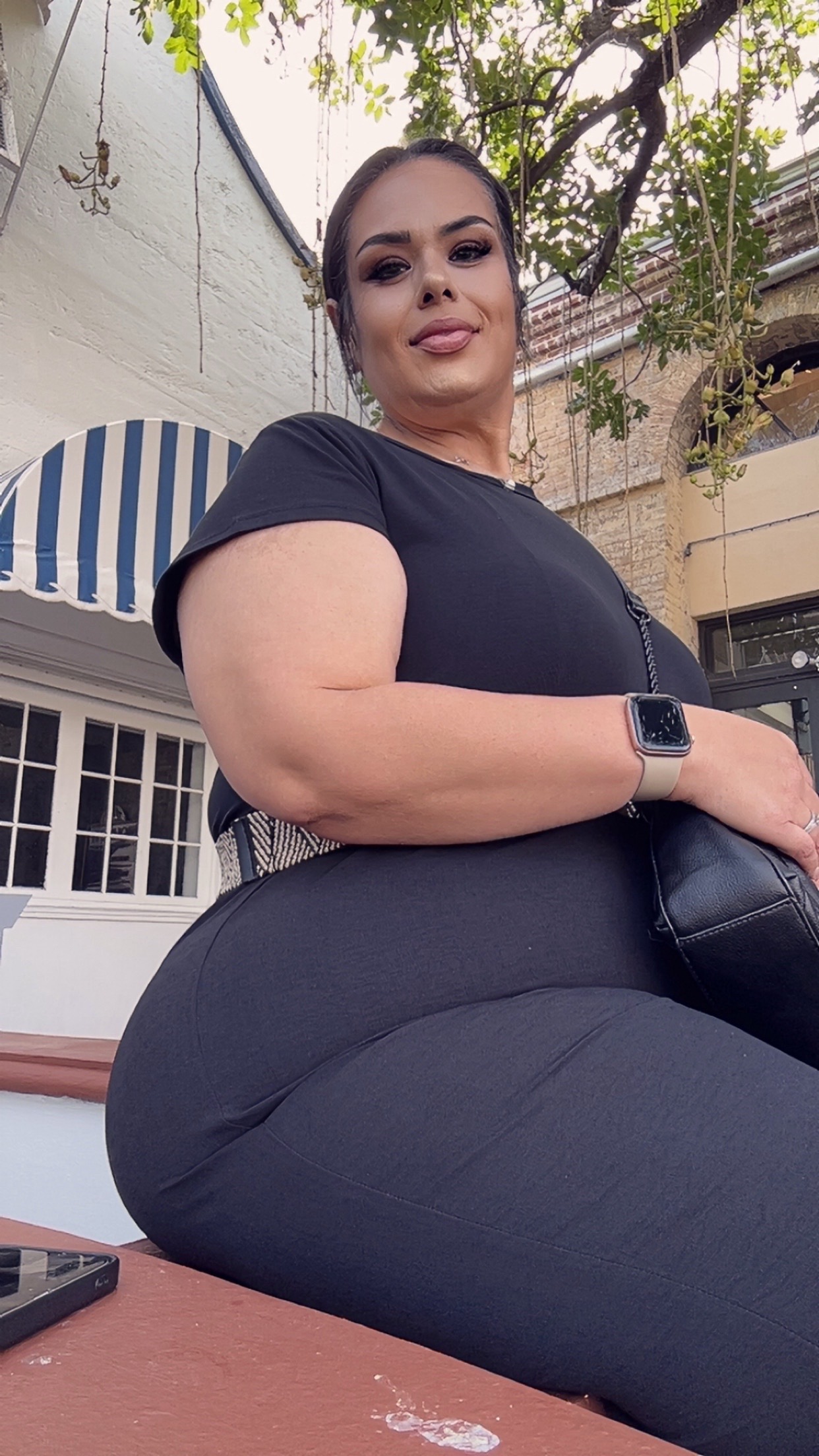 @A Pretty Private Vibe