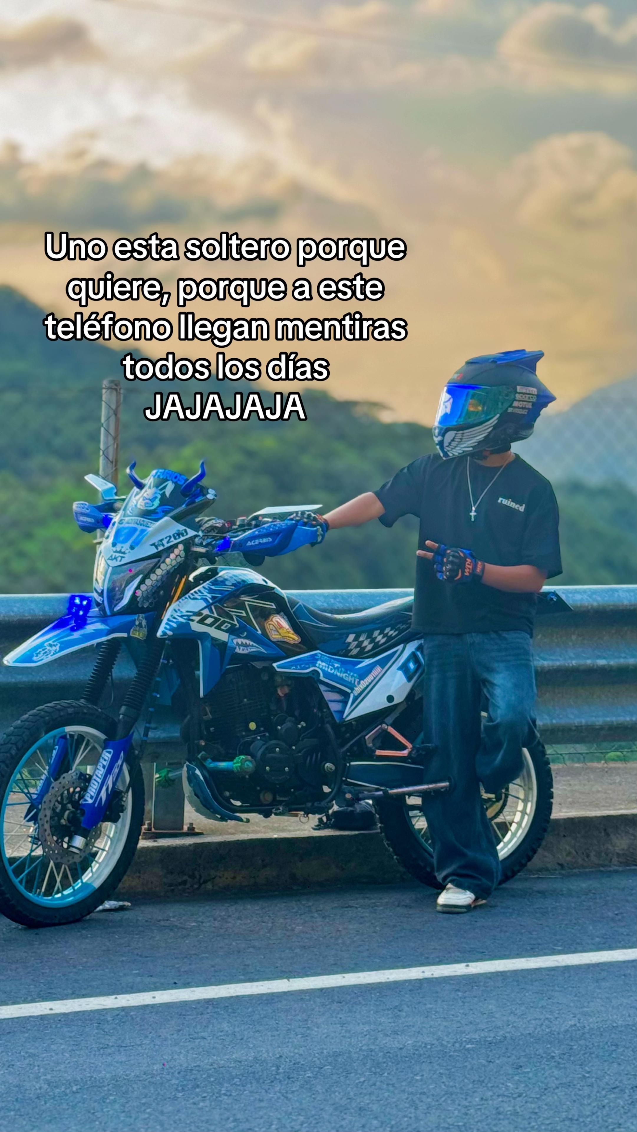 @Adiel V&aacute;squez🫧