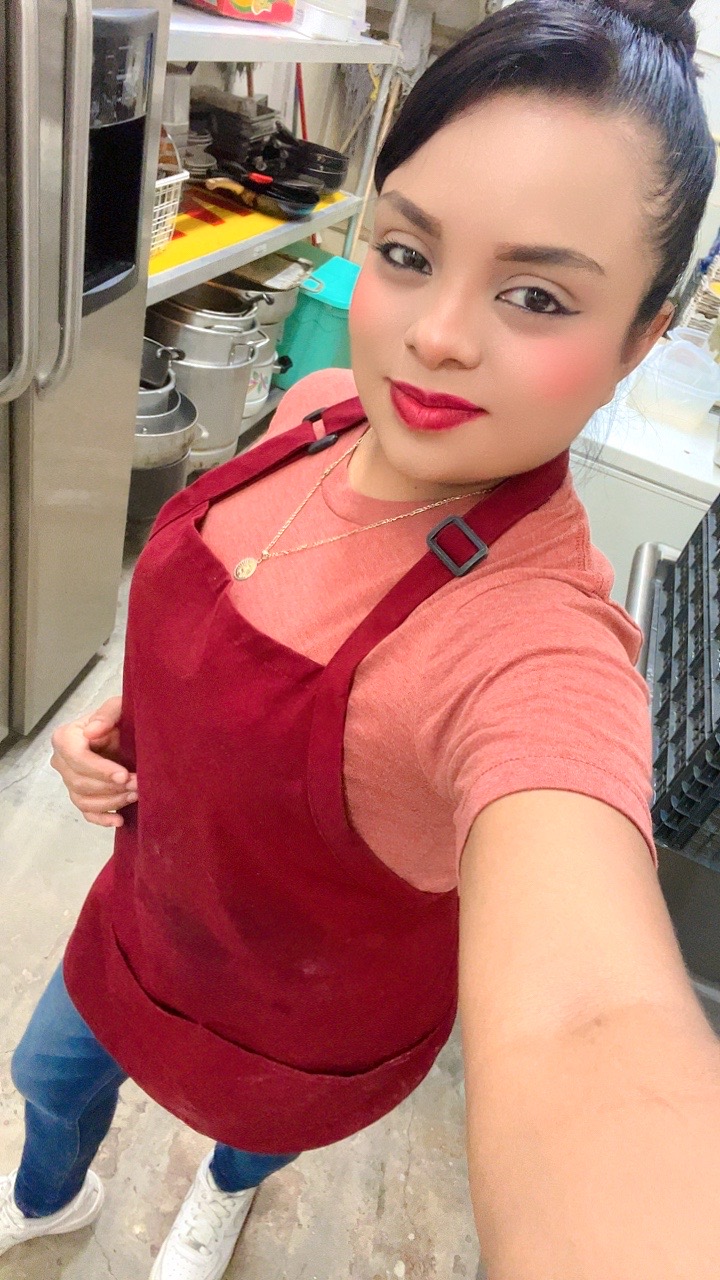 @yoliespinal