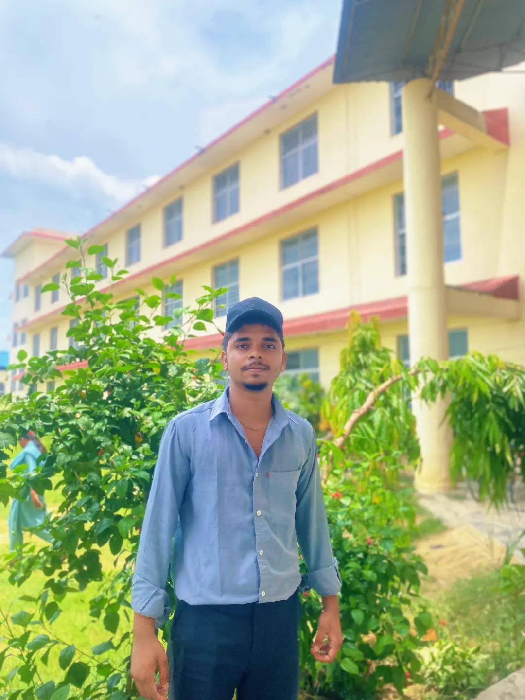 @ANISH...👻