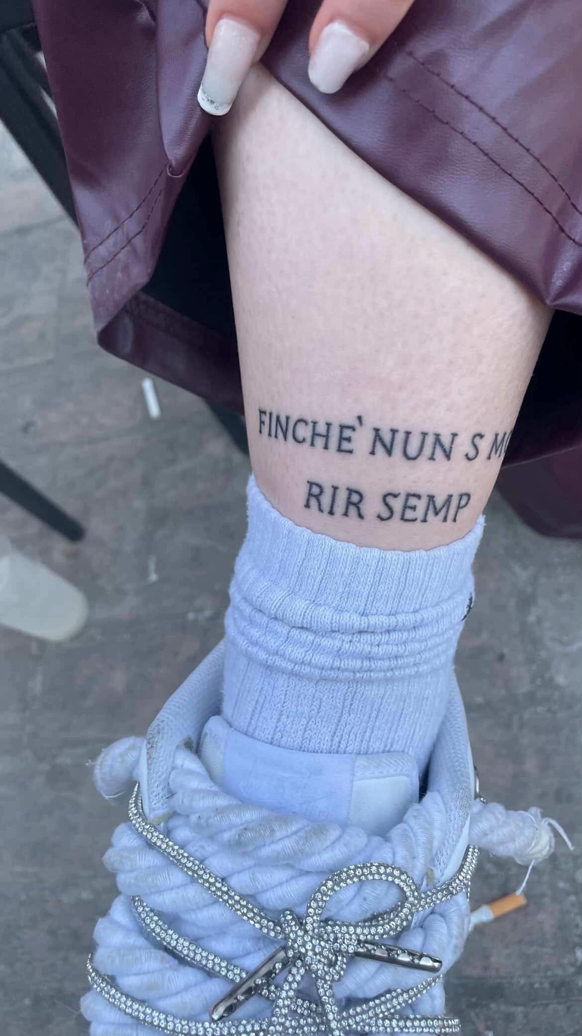 @𝓓𝓮𝓼𝔂🎀