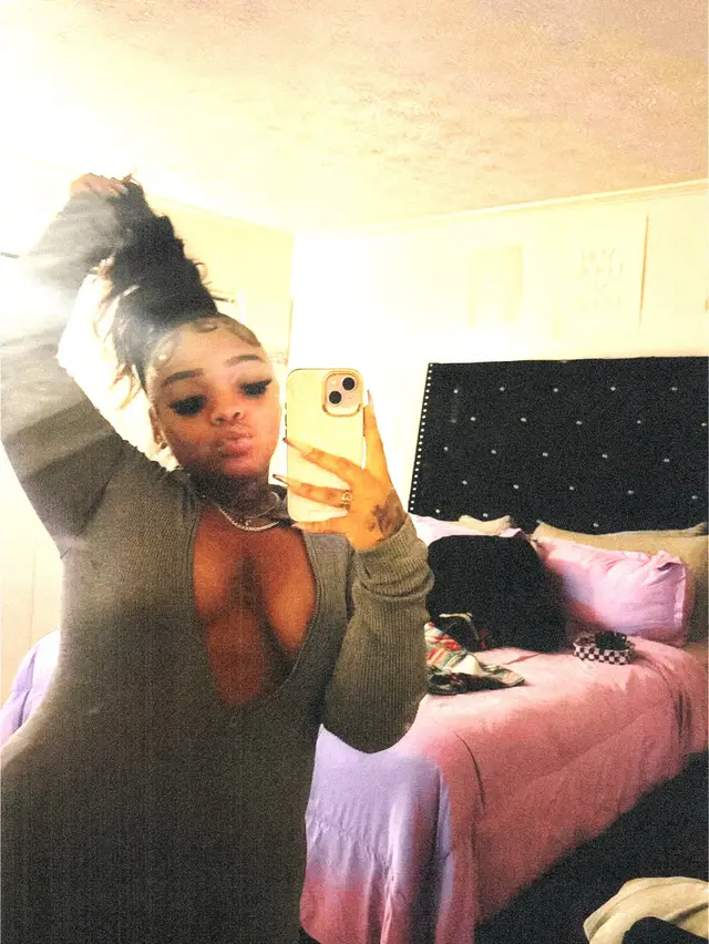 @Tiny🩷