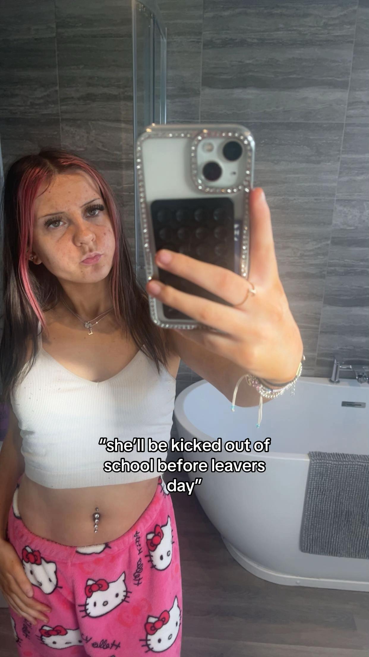 @holls