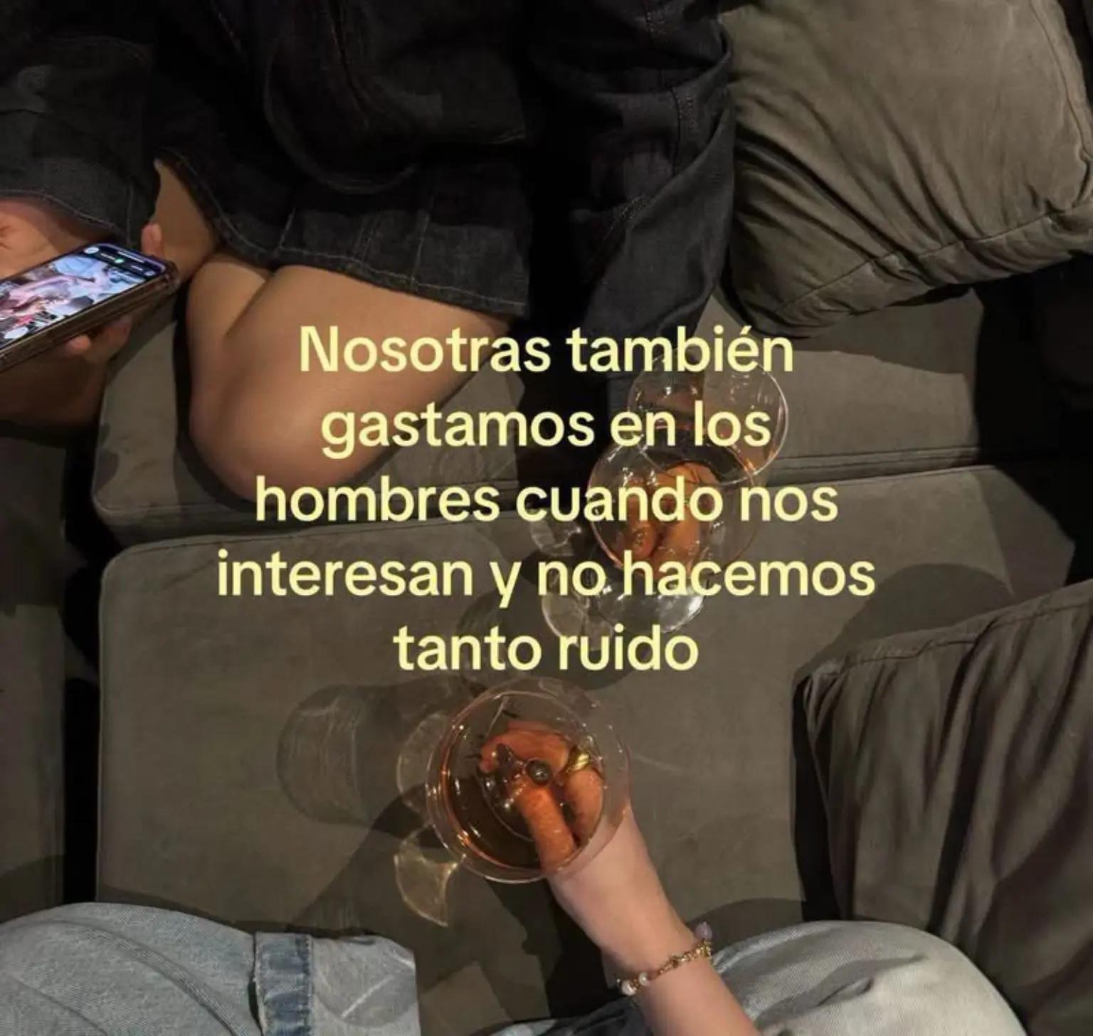 @Luu.🕷️🖤