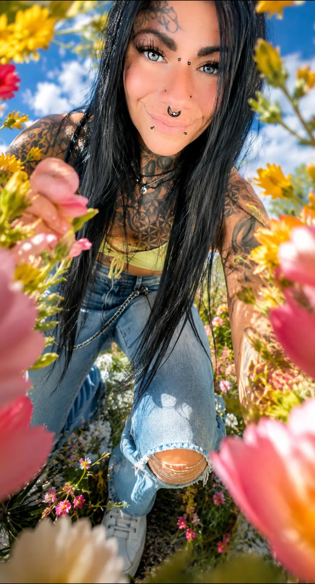 @𝒞𝓊𝓉𝑒ℬ𝓊𝓉𝒫𝓈𝓎𝒸𝒽𝑜ℳ𝒾𝑒