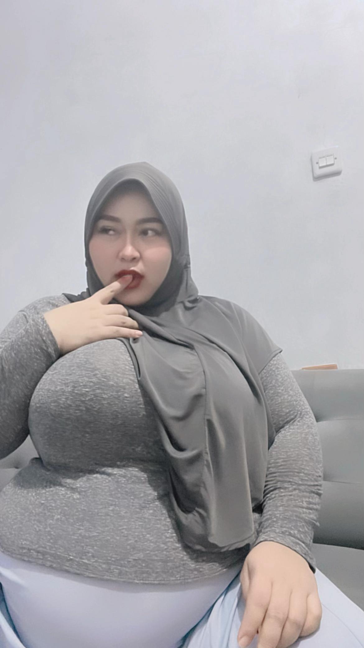 @momsreyh
