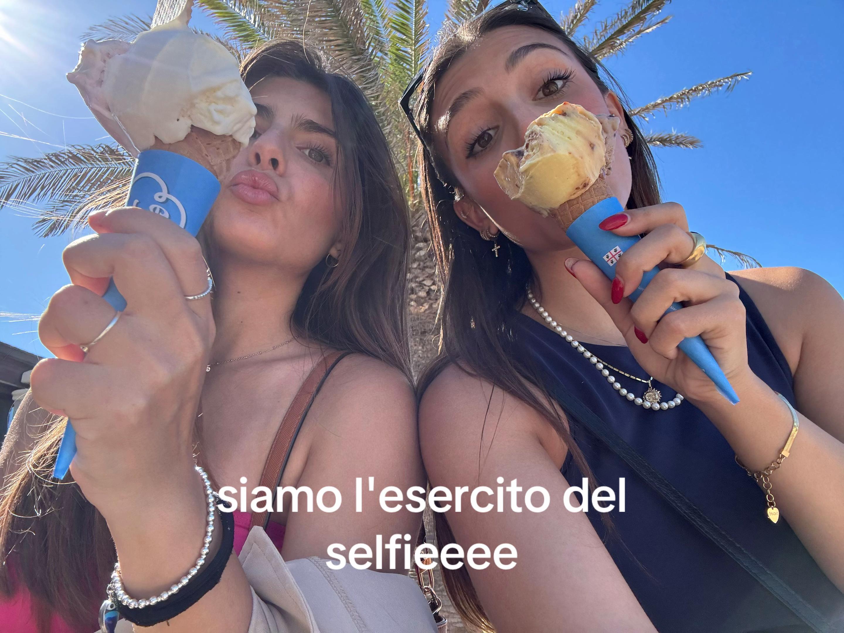 @Asietta