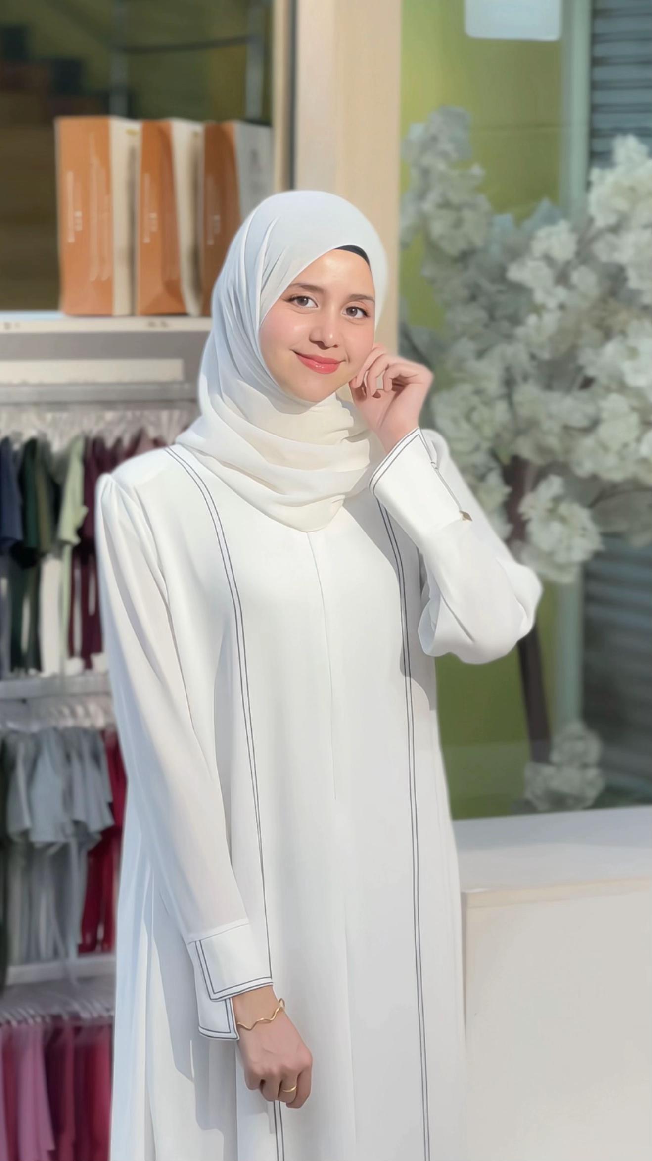 @Modest Wear