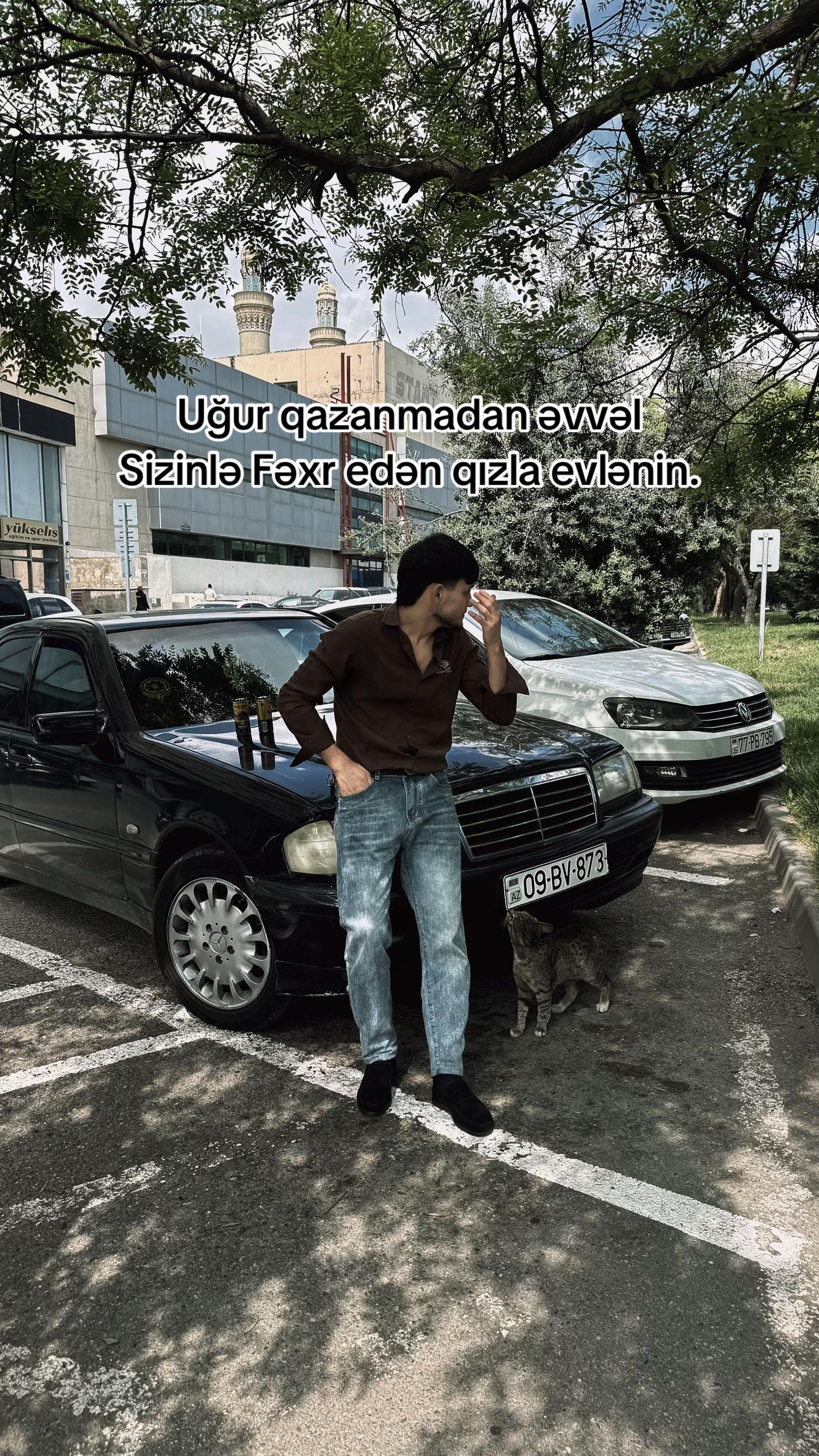 @873