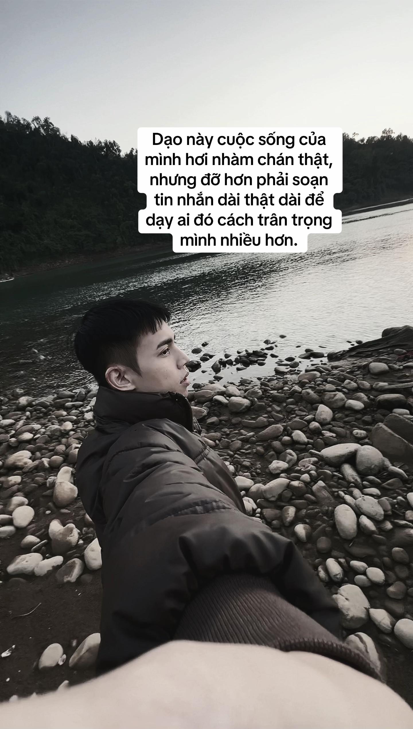 @Kis