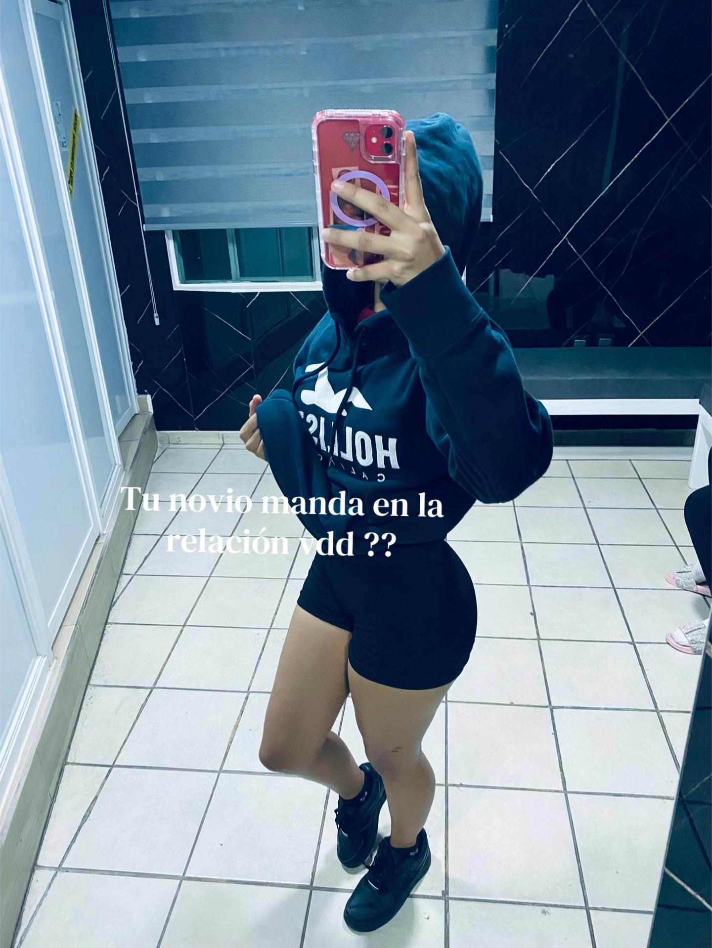 @🫦