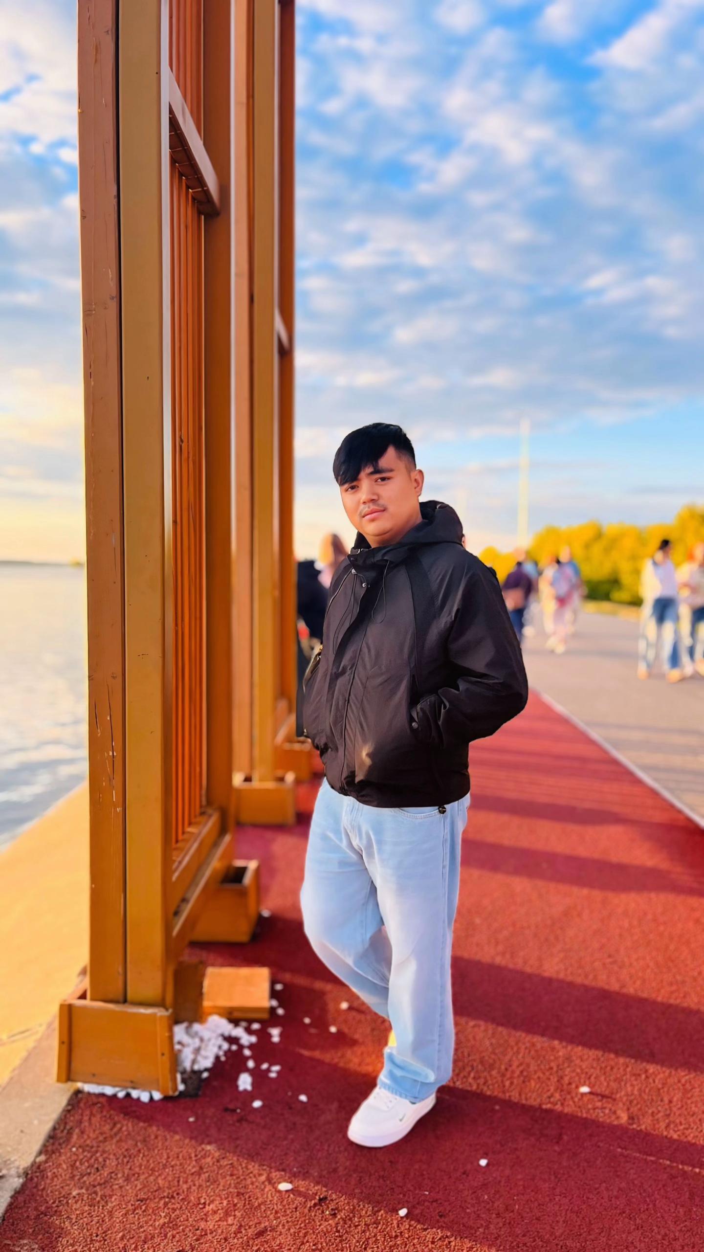 @Sanjay🇳🇵🇹🇩