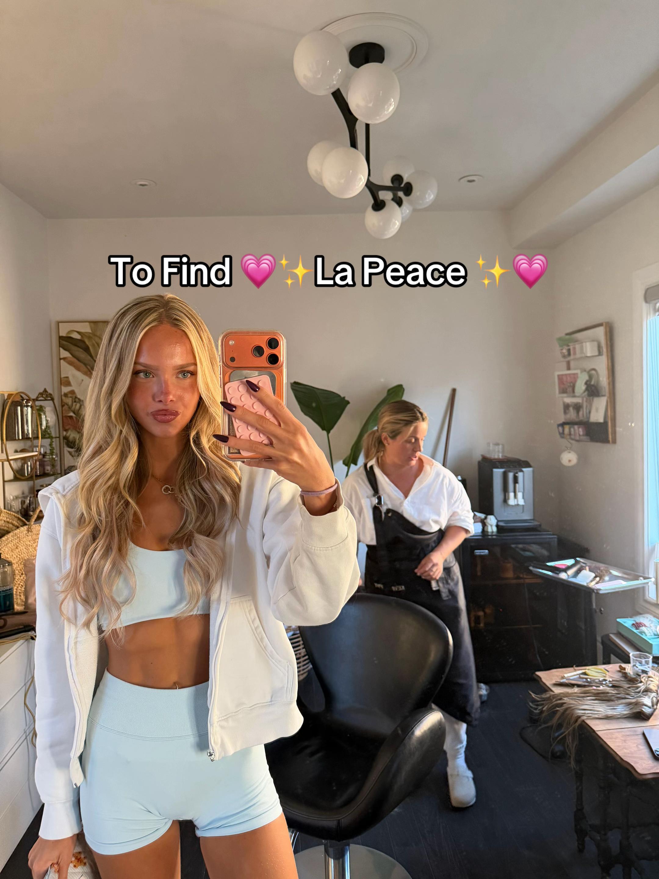 @blondeskinnylegend