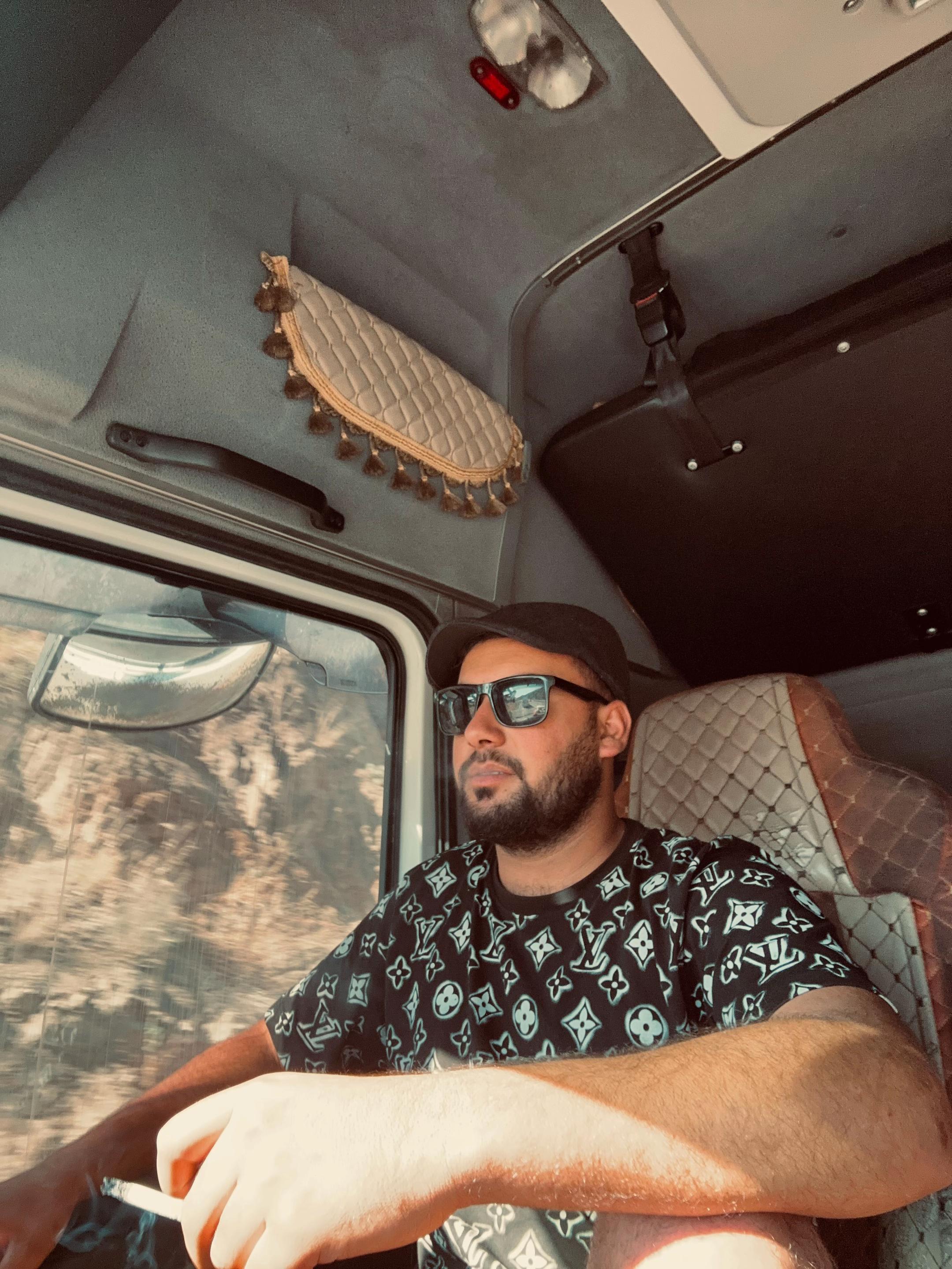 @🦅𝓨𝓪𝓴𝓾𝓹 𝓖𝓾̈𝓵🦅