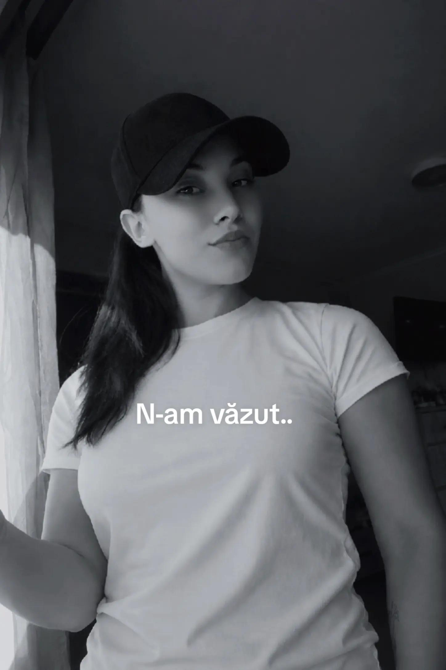 @Raluca 🖤