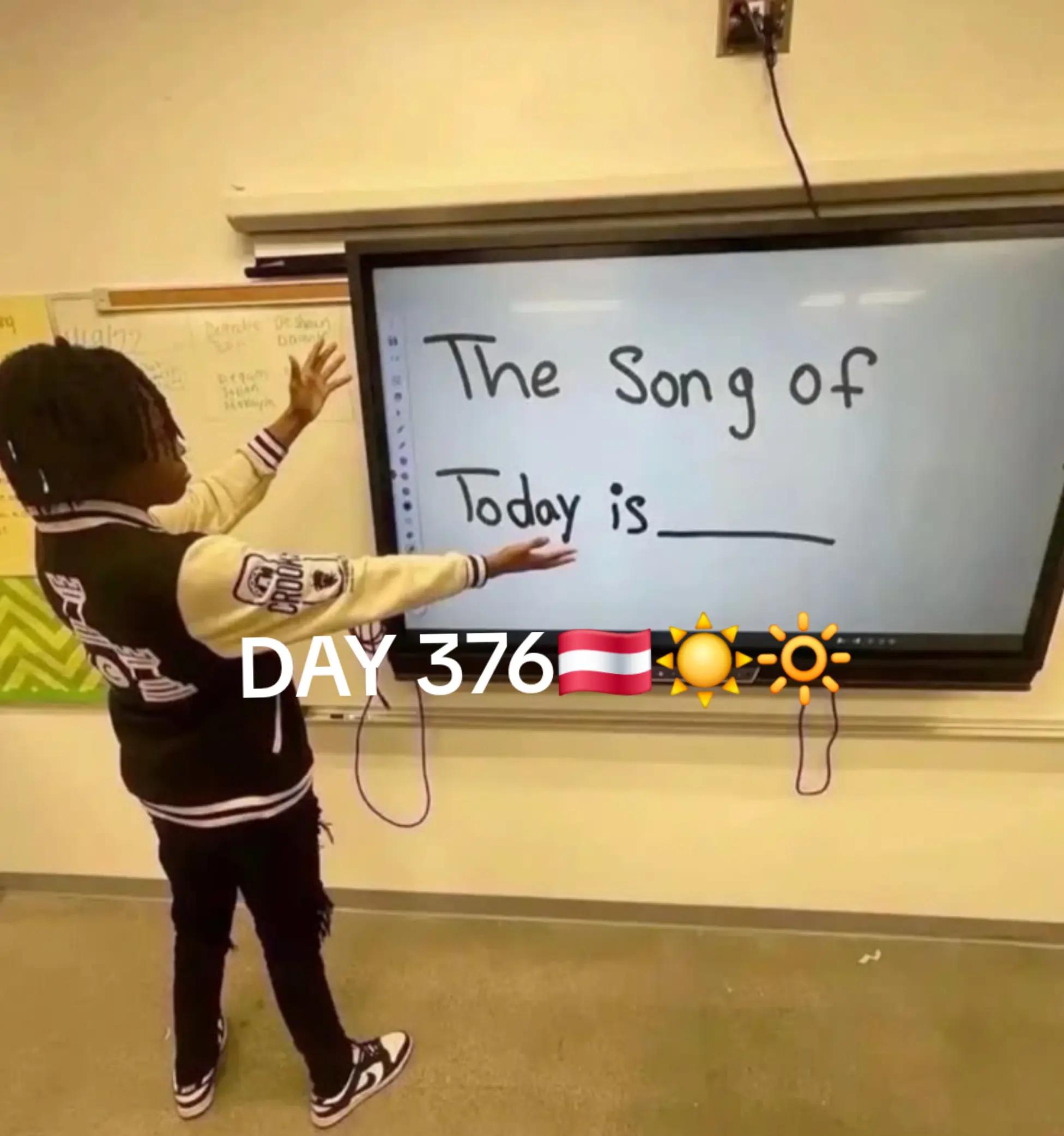@ESC Eli🇩🇪🇬🇧🇨🇿