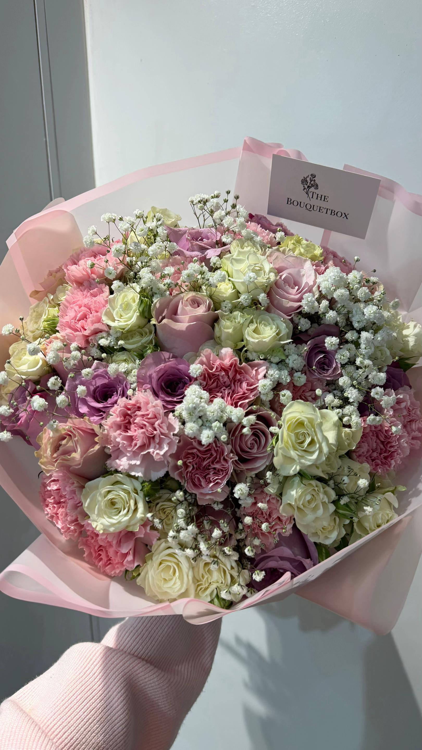 @THE BOUQUET BOX