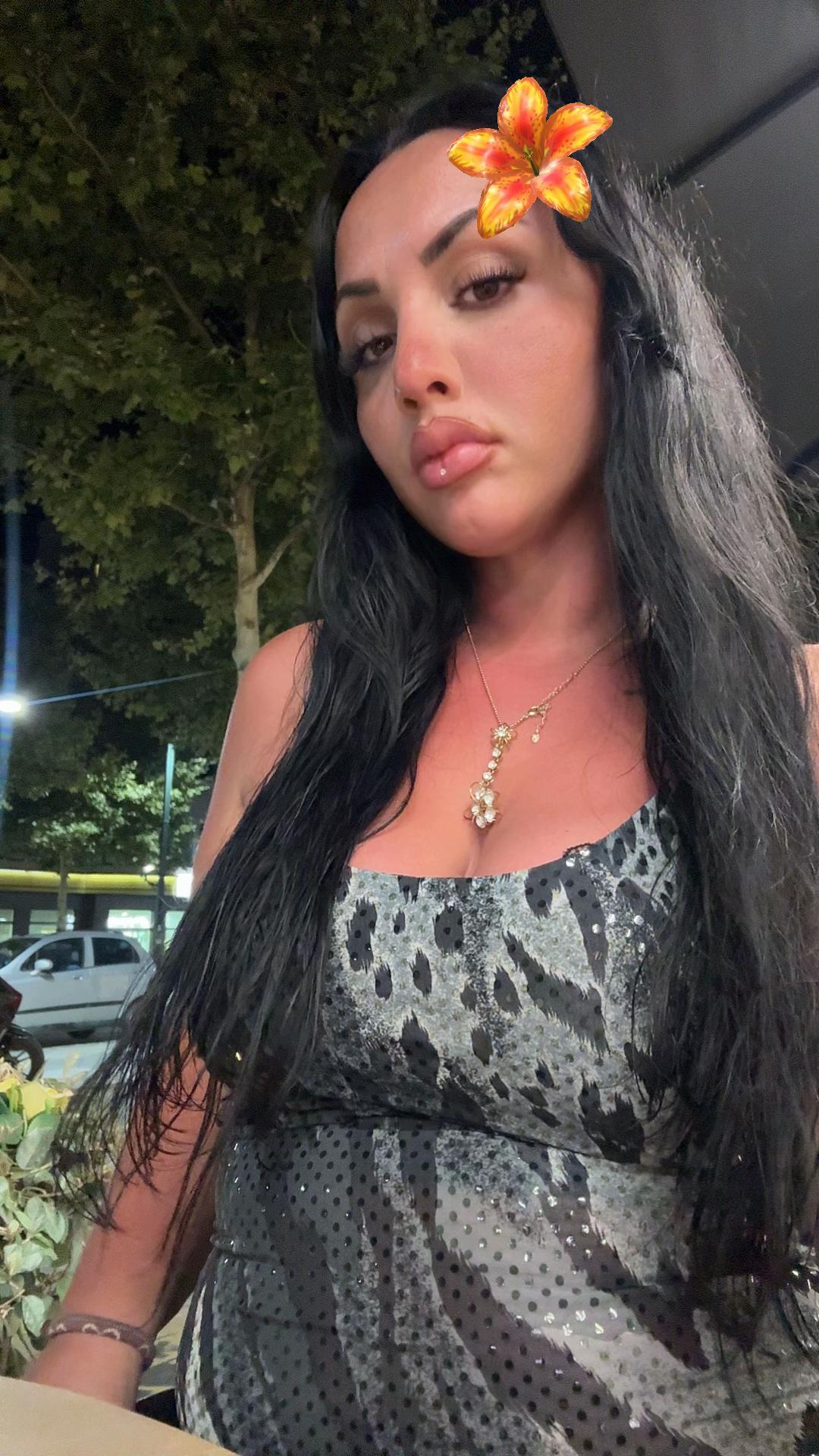 @Emily Queen ๐๐๐ฉ๐ช ๐ฒ๐ฐ