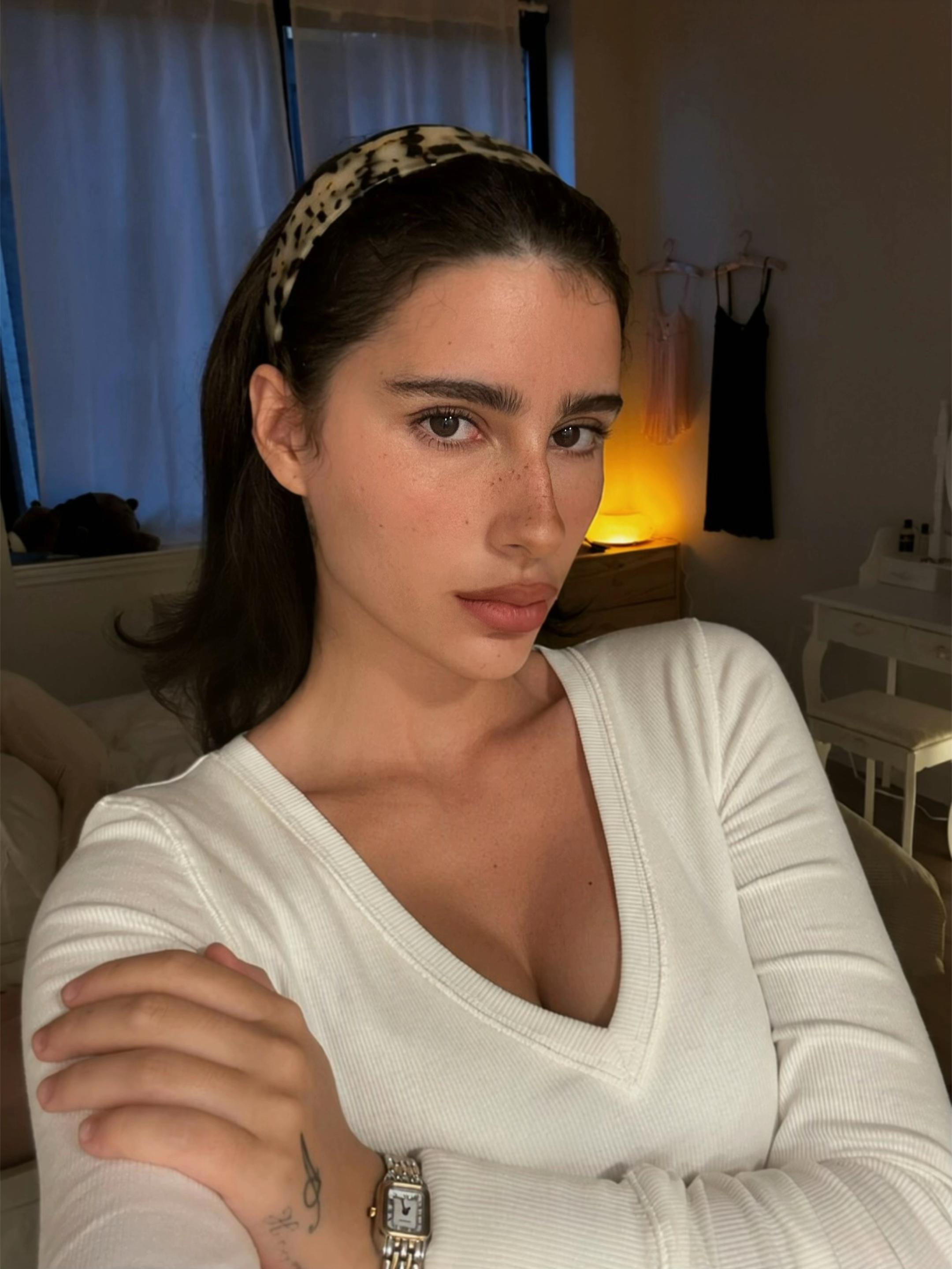 @gabriela