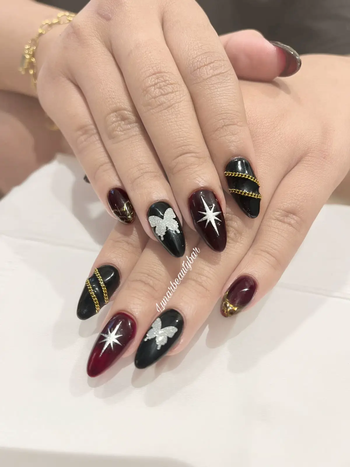 @Eyelash Lunar
