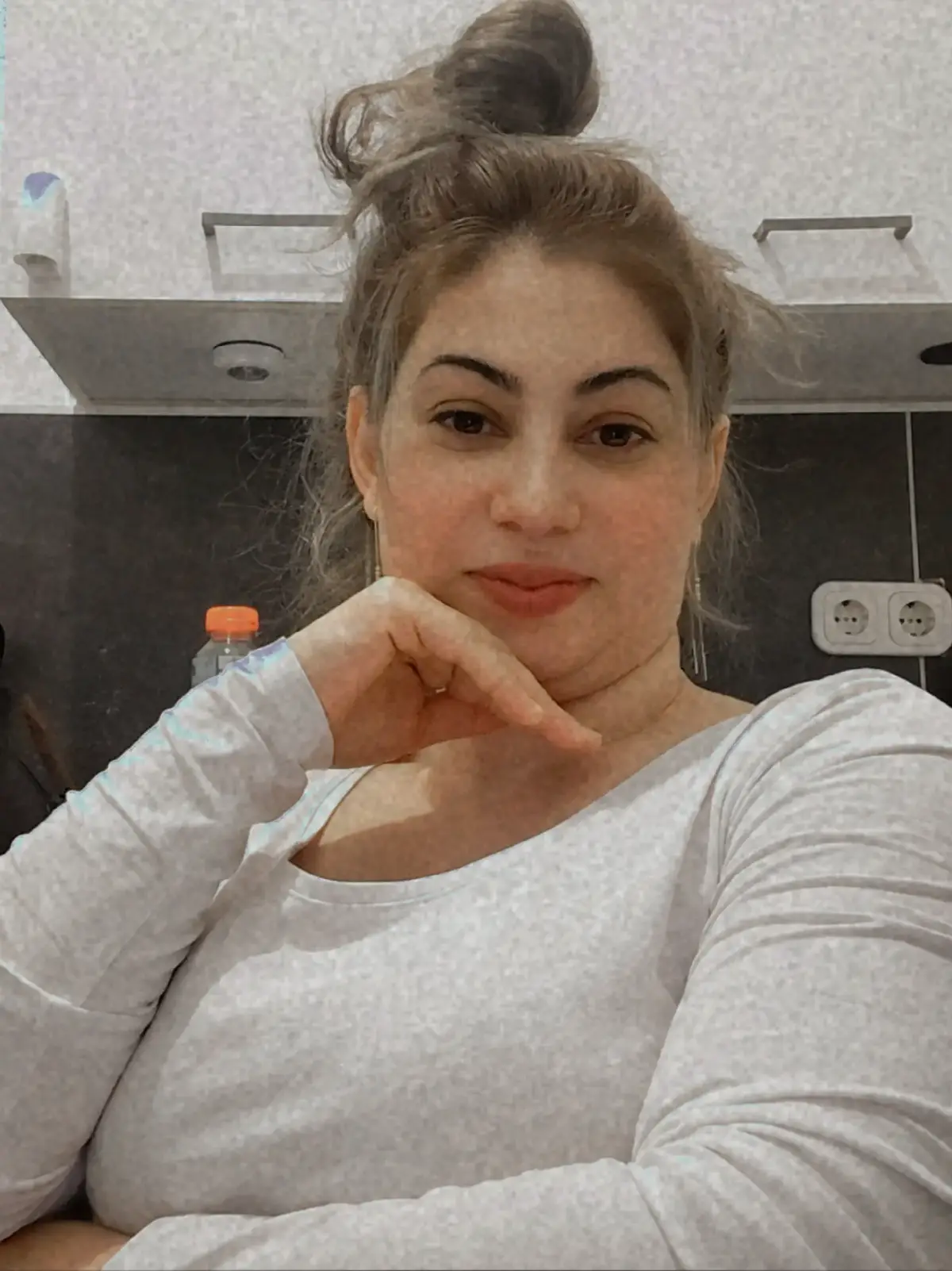 @zuhra23