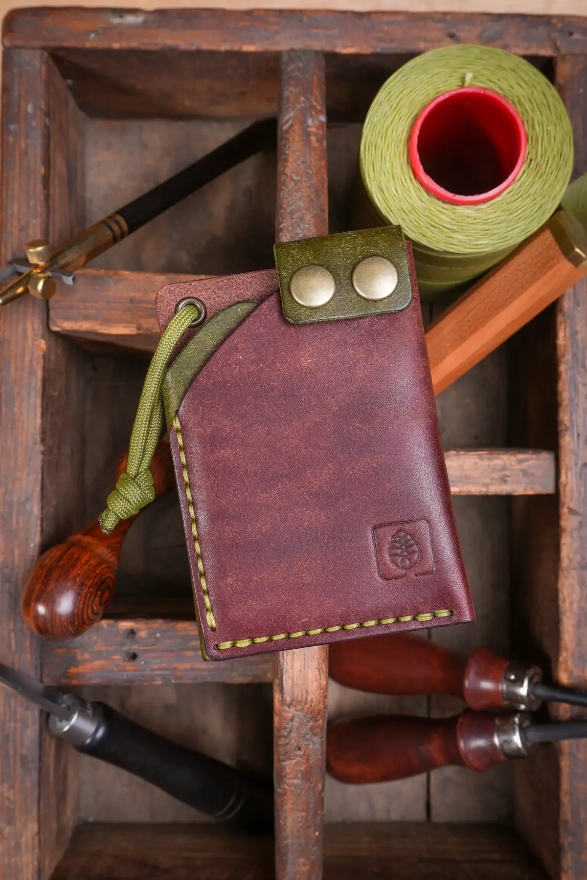 @Of Bark & Bloom Leather co