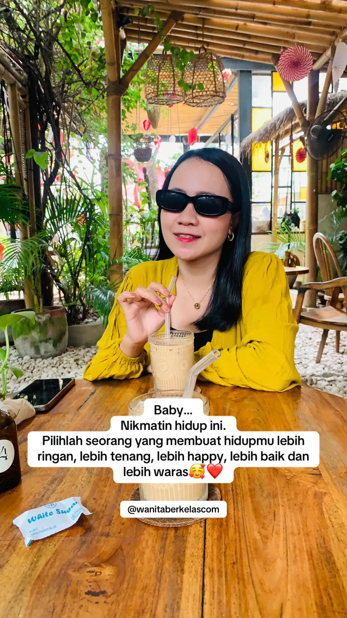@wanitaberkelascom