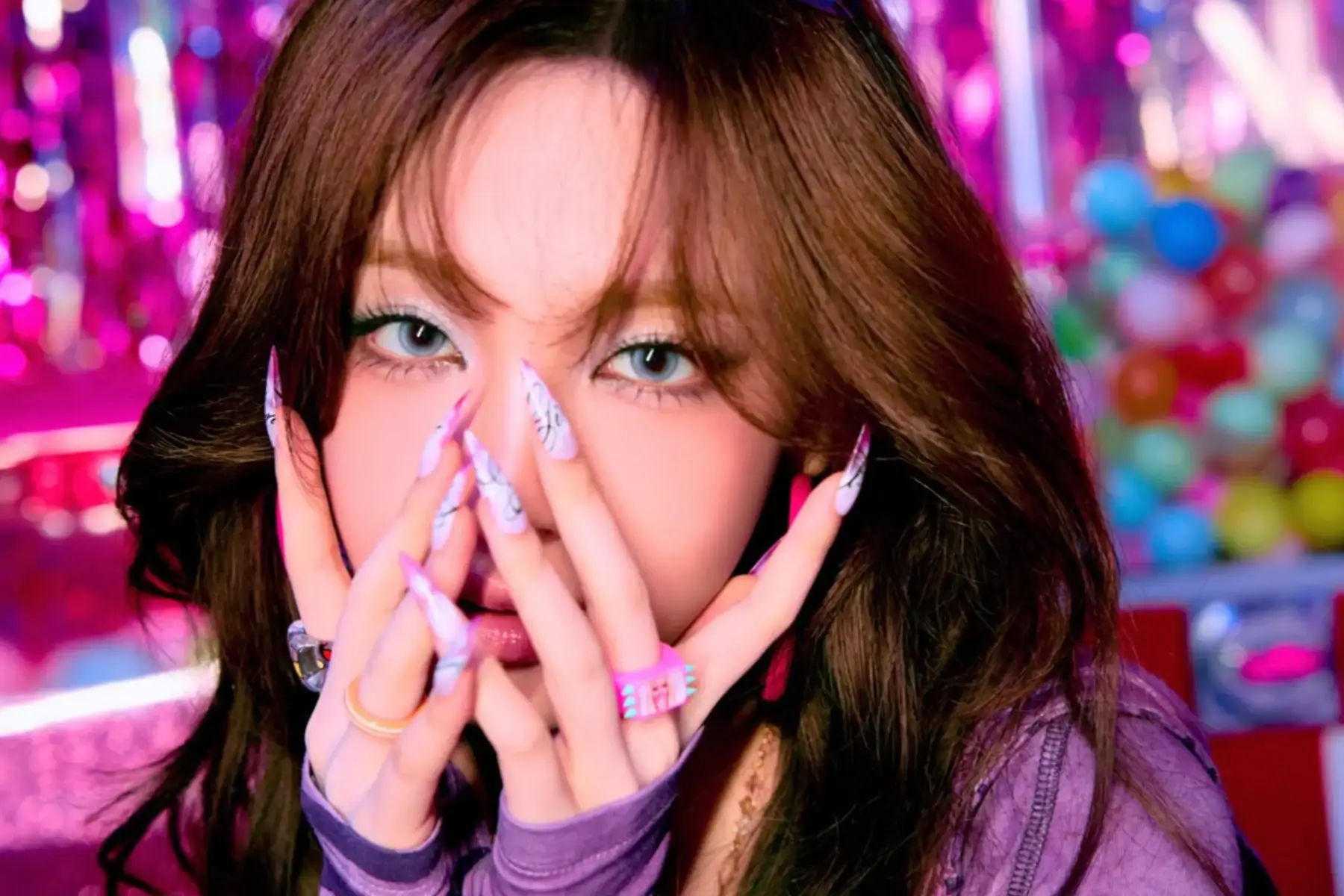 @Ne><
