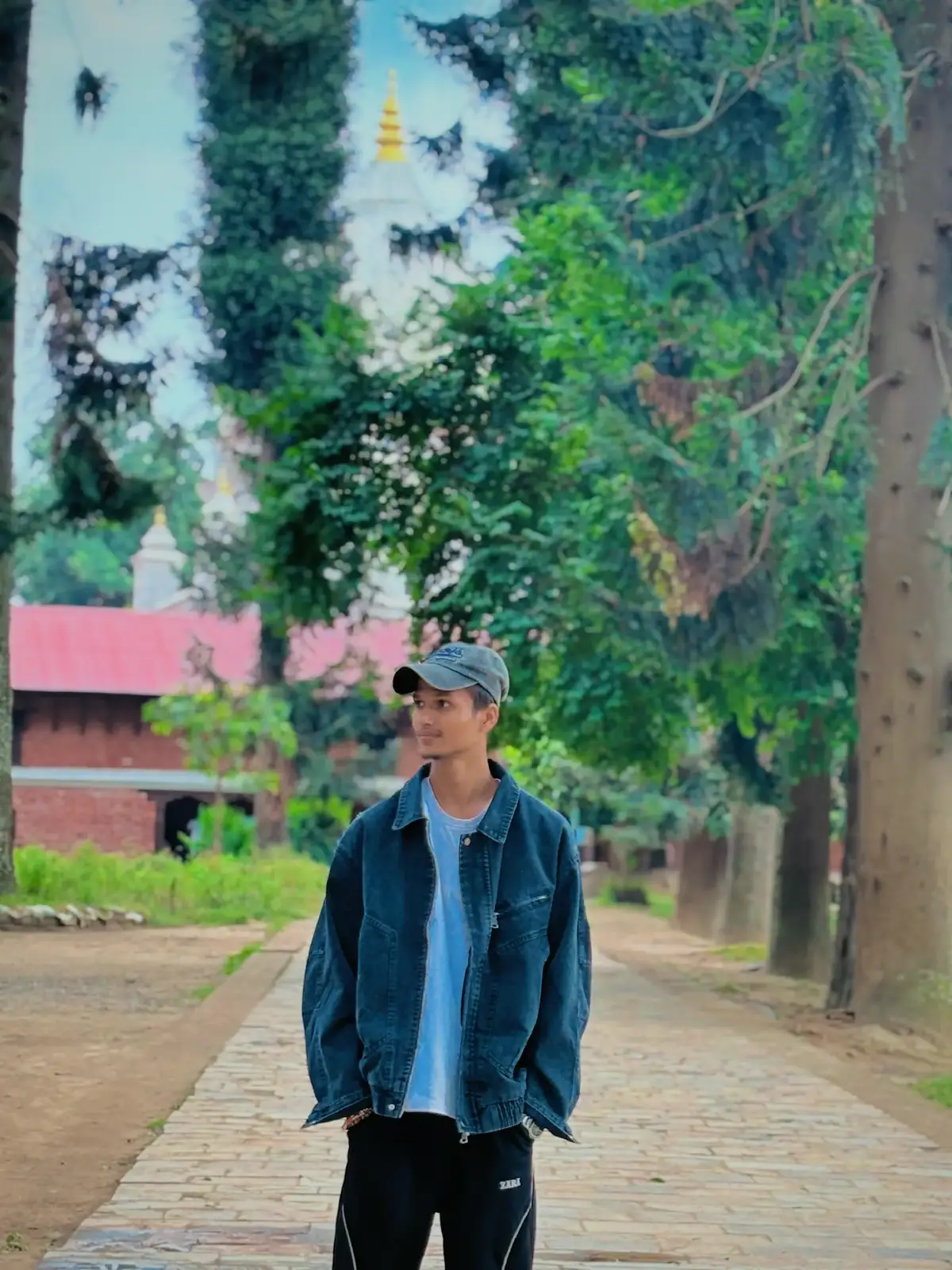 @Royal🦅Sarkar⚡️👀