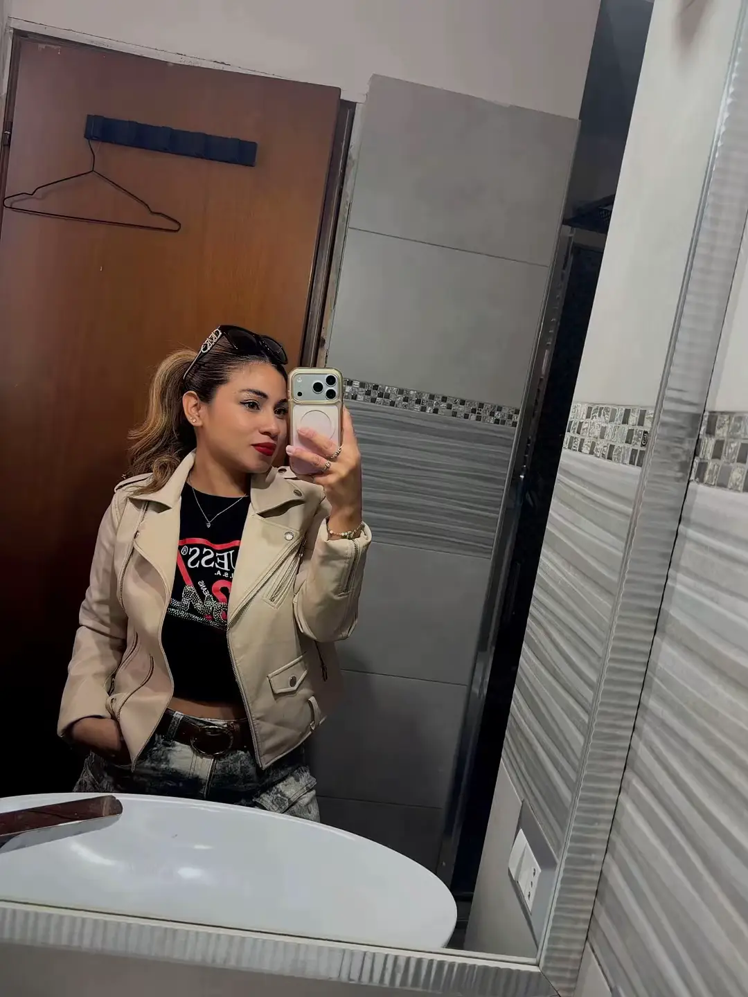 @angiienegrita