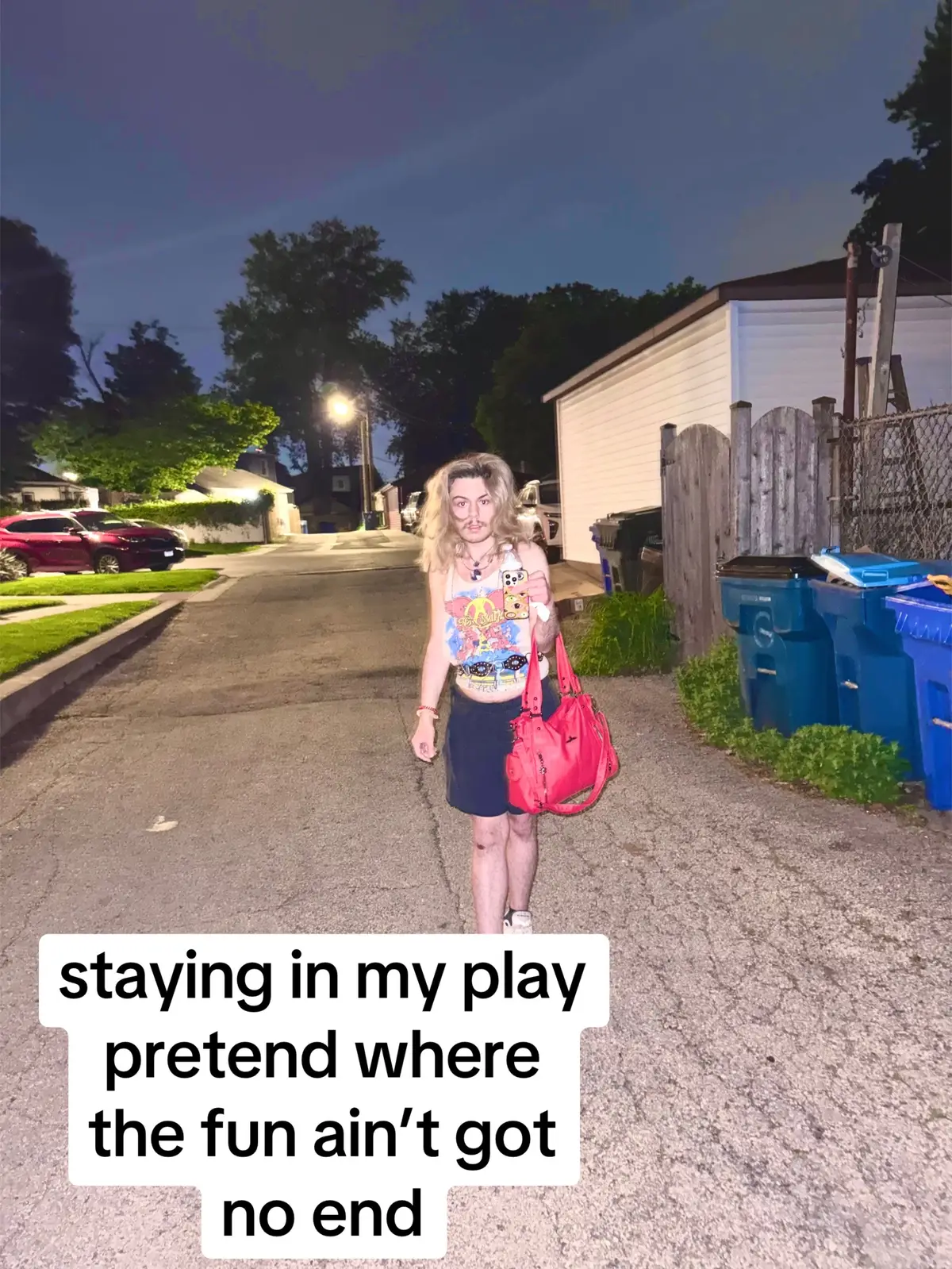 @lilh0m0fr