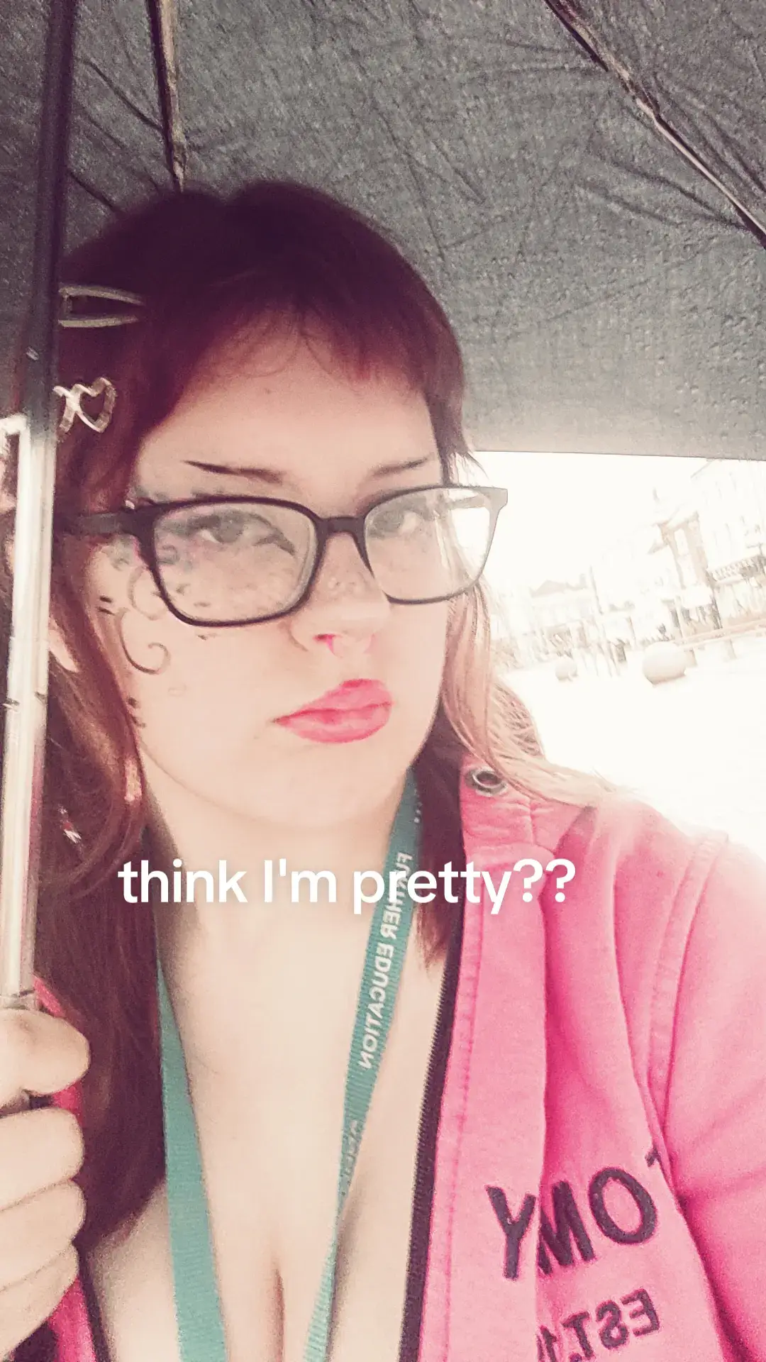 @𝓡𝓮𝓭 𝓿𝓮𝓵𝓿𝓮𝓽｡‧˚ʚ🐇ɞ˚‧｡