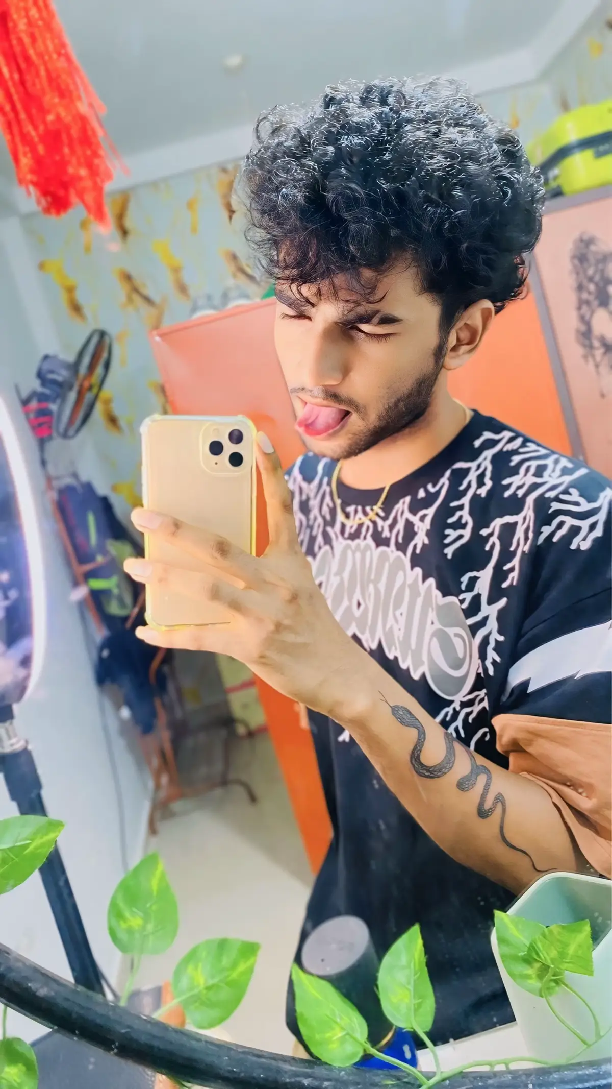 @_🪝𝓟𝓪𝓼𝓲𝓷𝓭𝓾 &ldquo; /පසි❗️