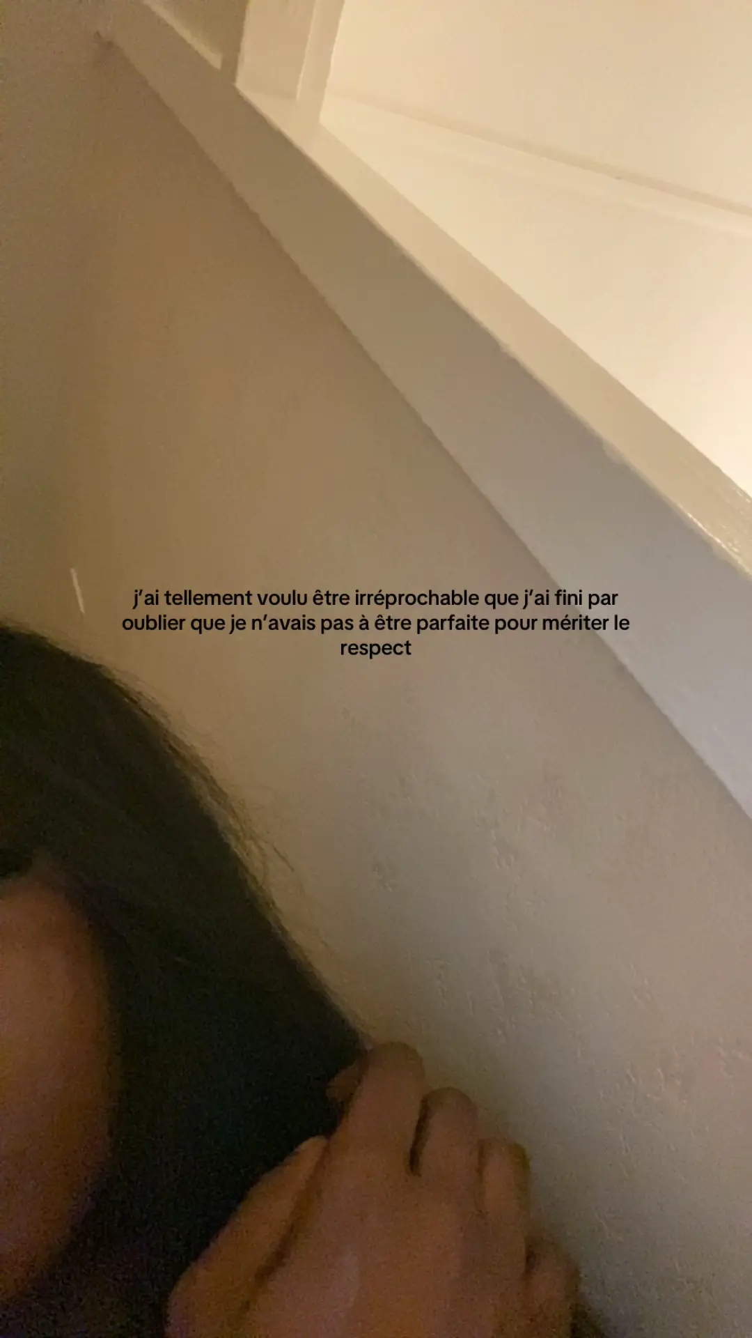 @E L I O U