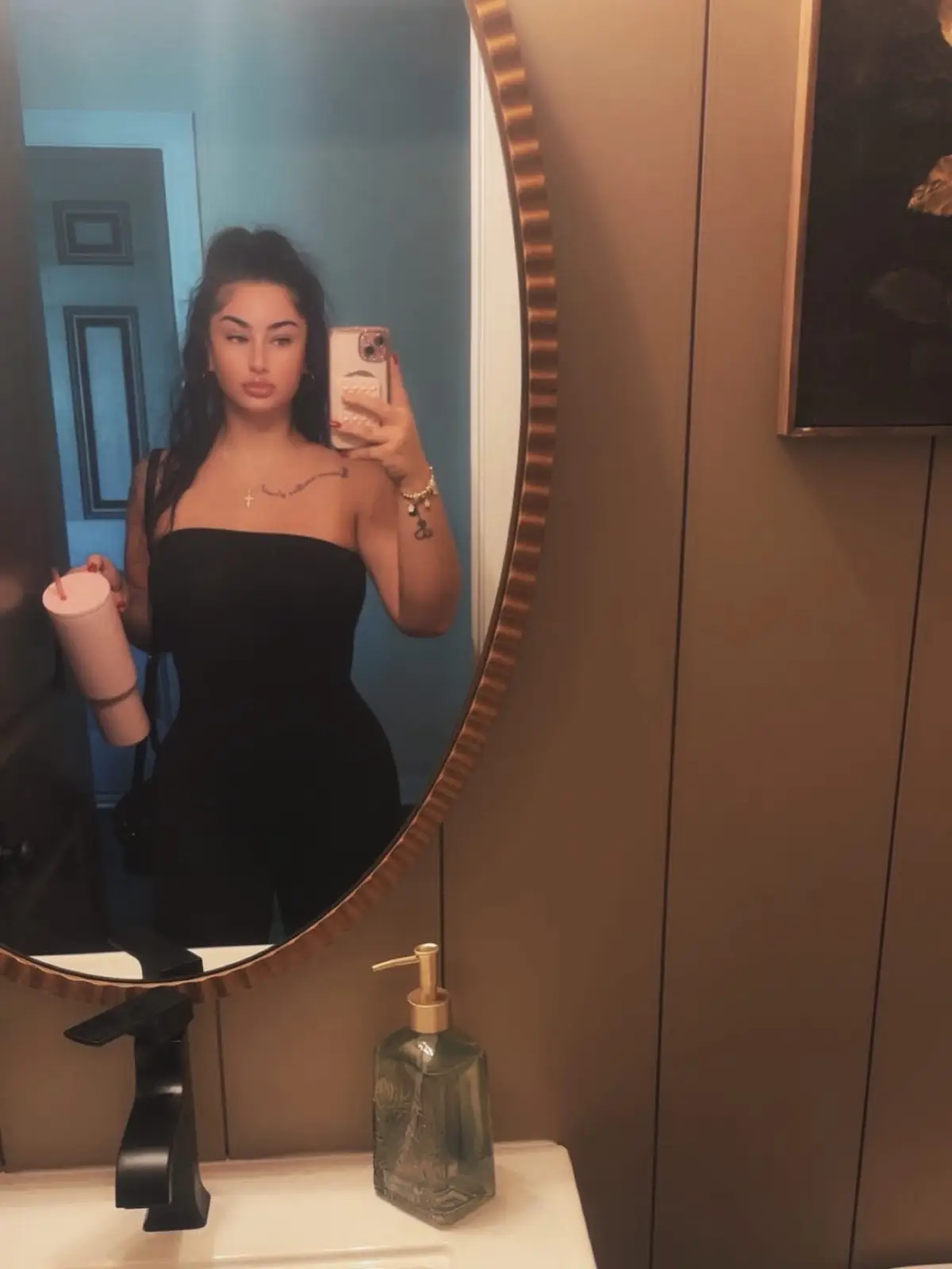 @Vi_Love_