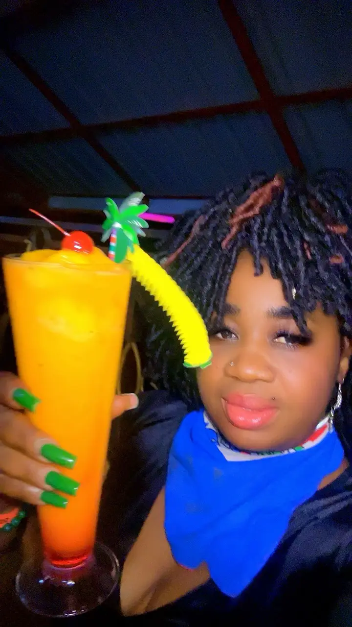 @🇭🇹🇫🇷Nahomie Jean Baptiste