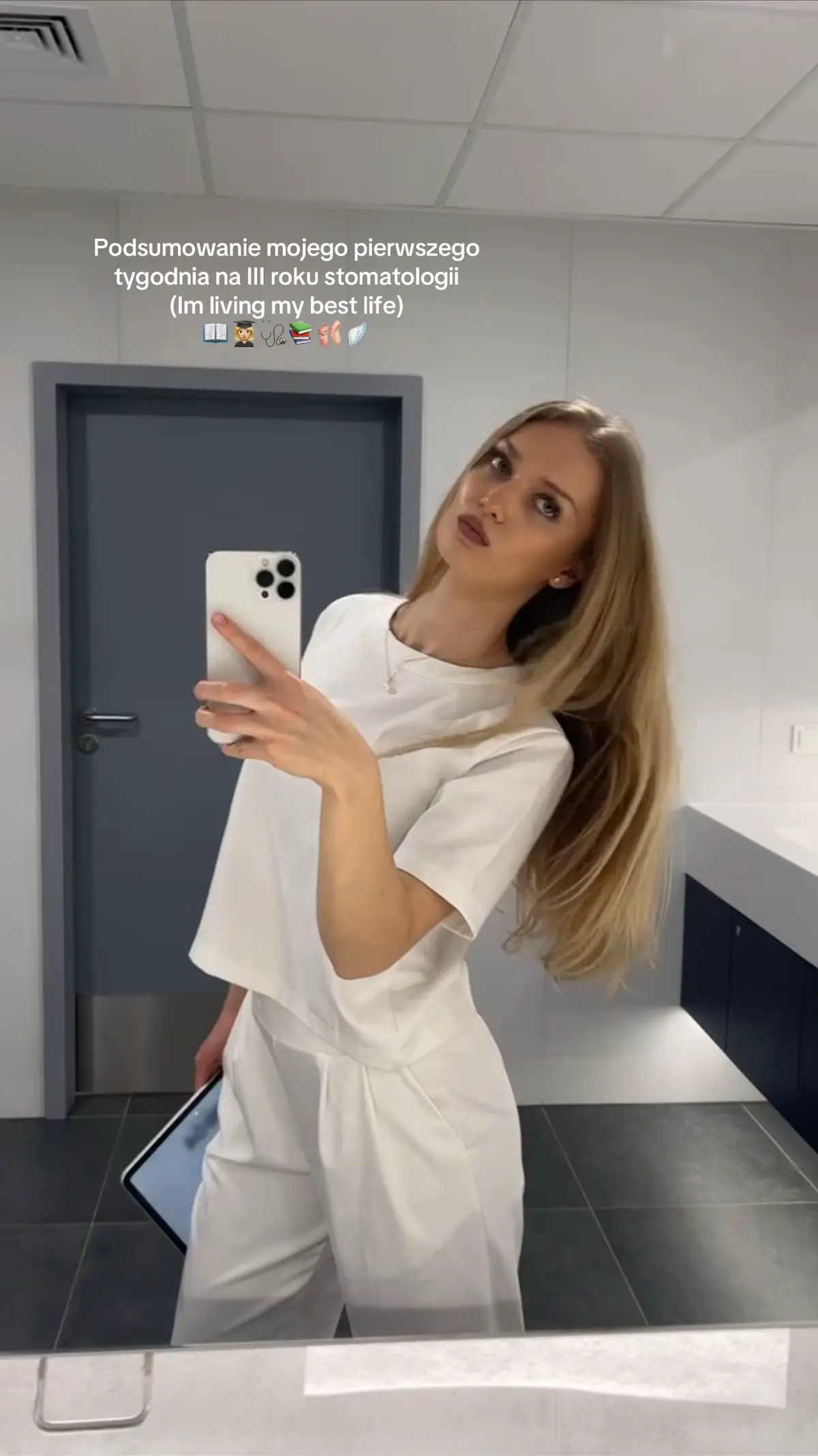 @Soph🌸🩺🦷
