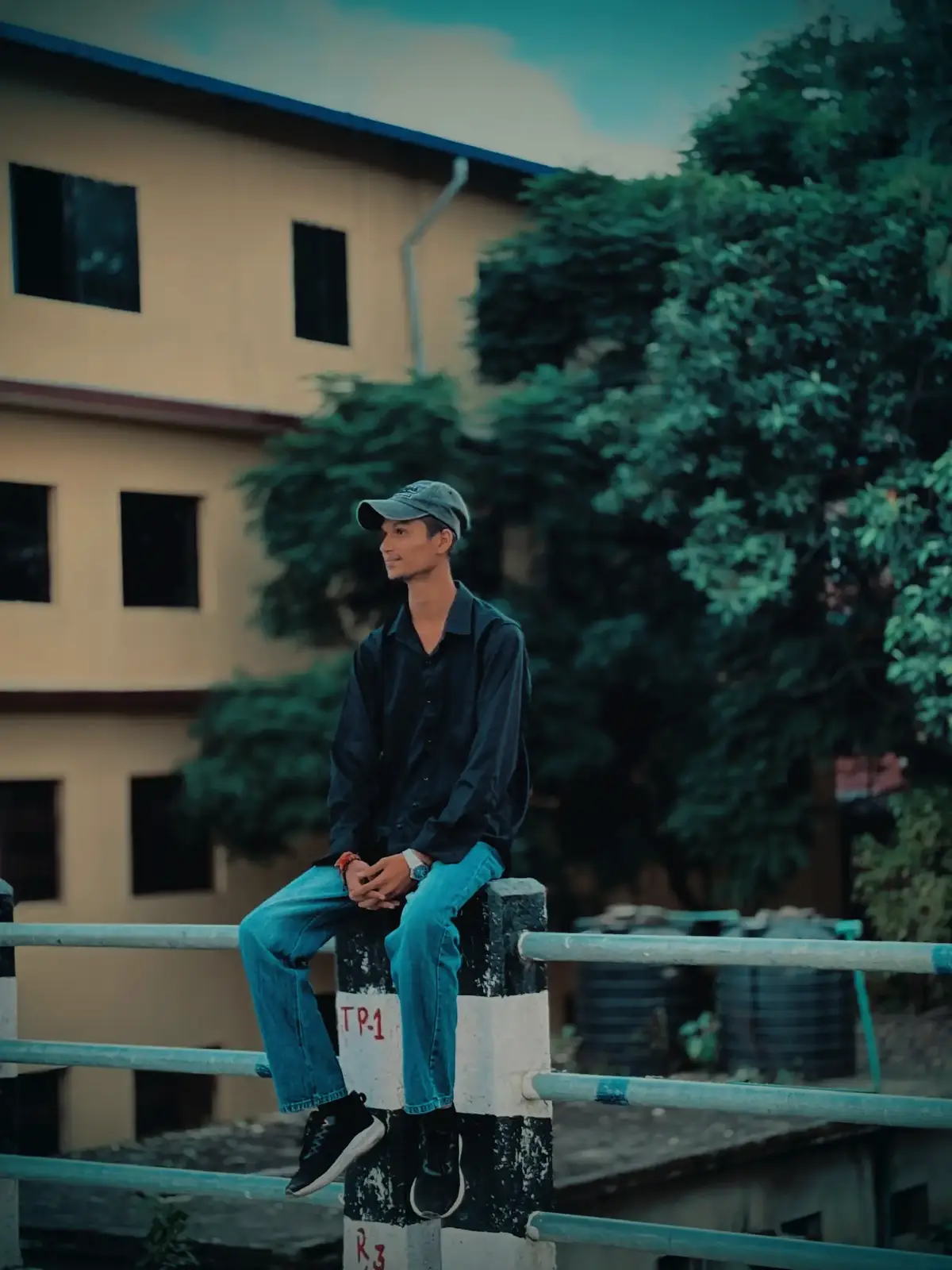@Royal🦅Sarkar⚡️👀