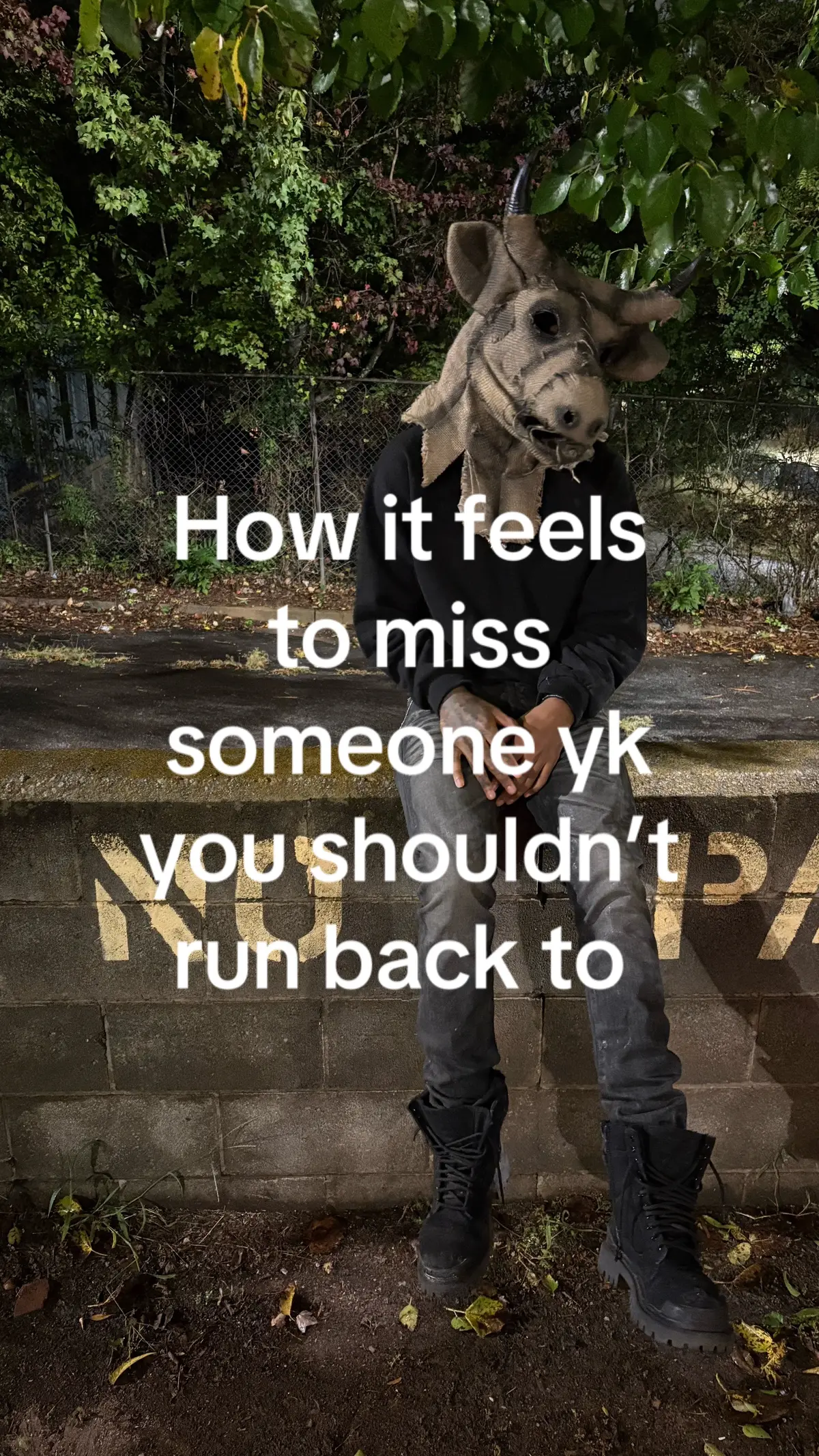 @️