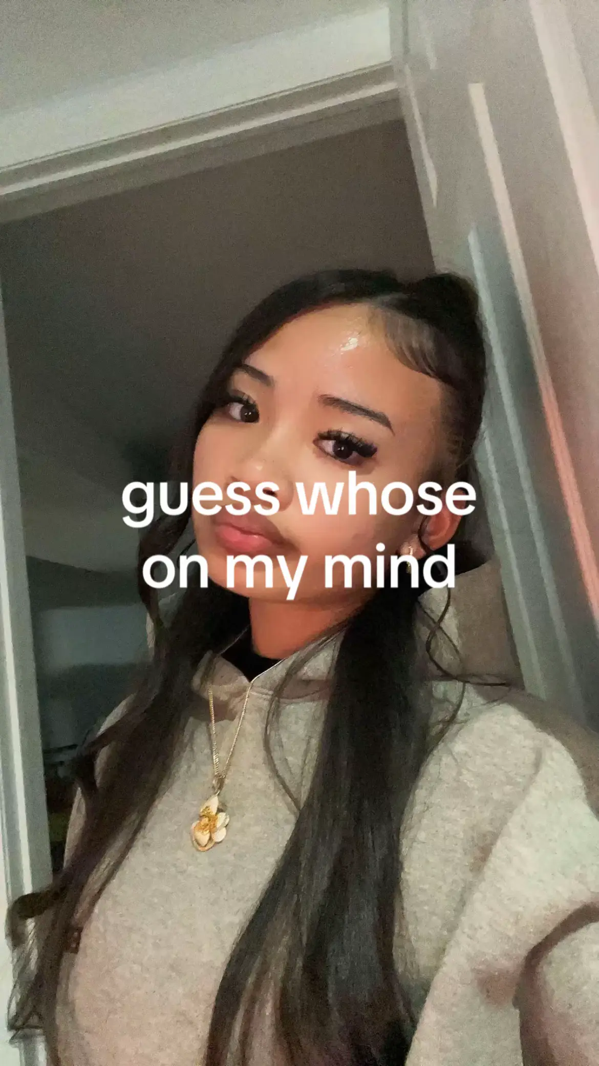 @👣