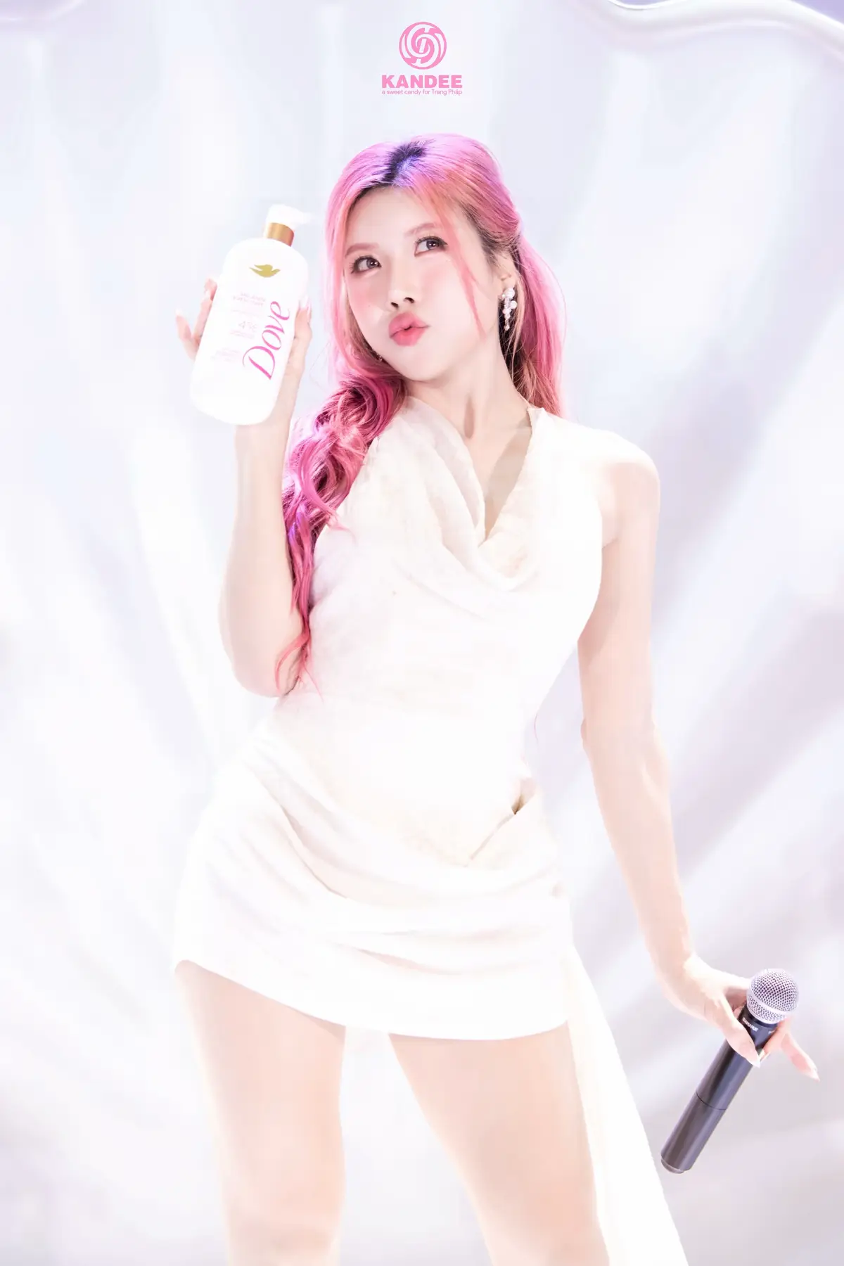@𝐊𝐀𝐍𝐃𝐄𝐄 - FC TRANG PH&Aacute;P