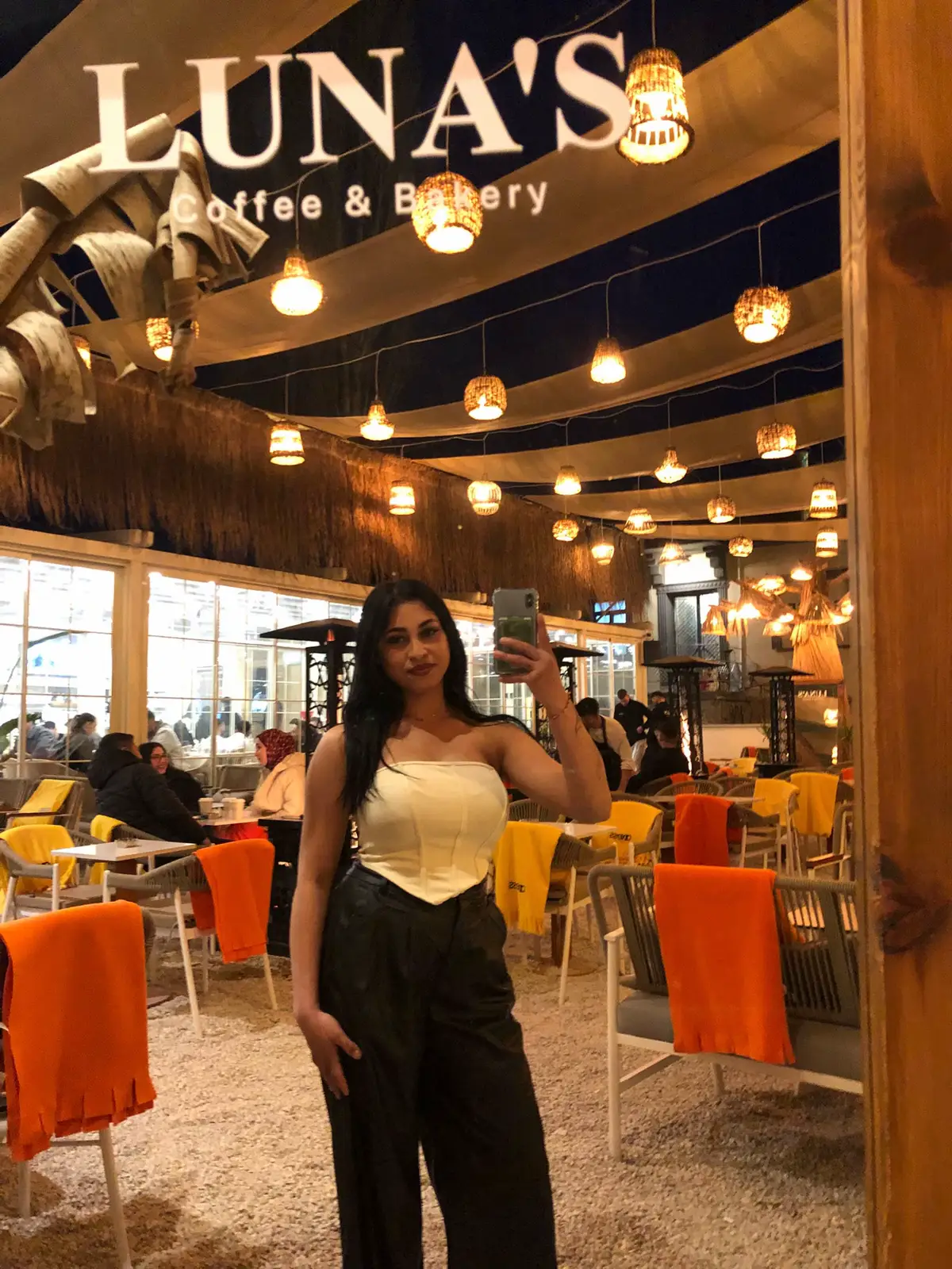 @tülay