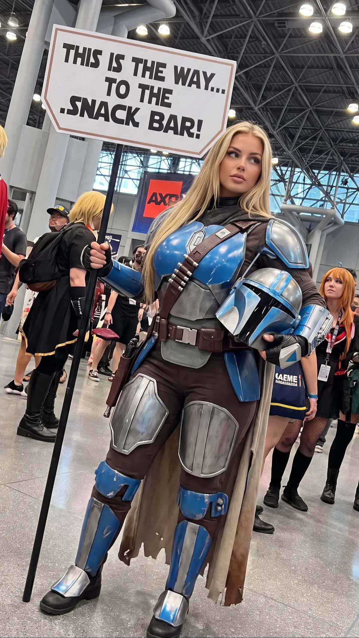 @AmberBullockCosplays