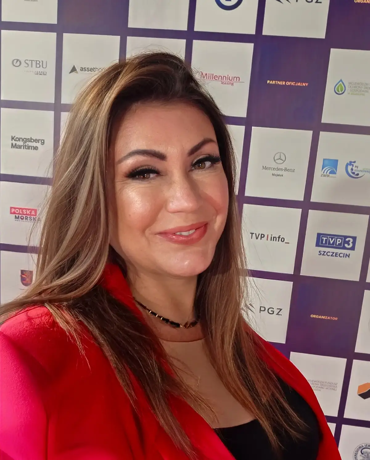 @Magda_Magvel