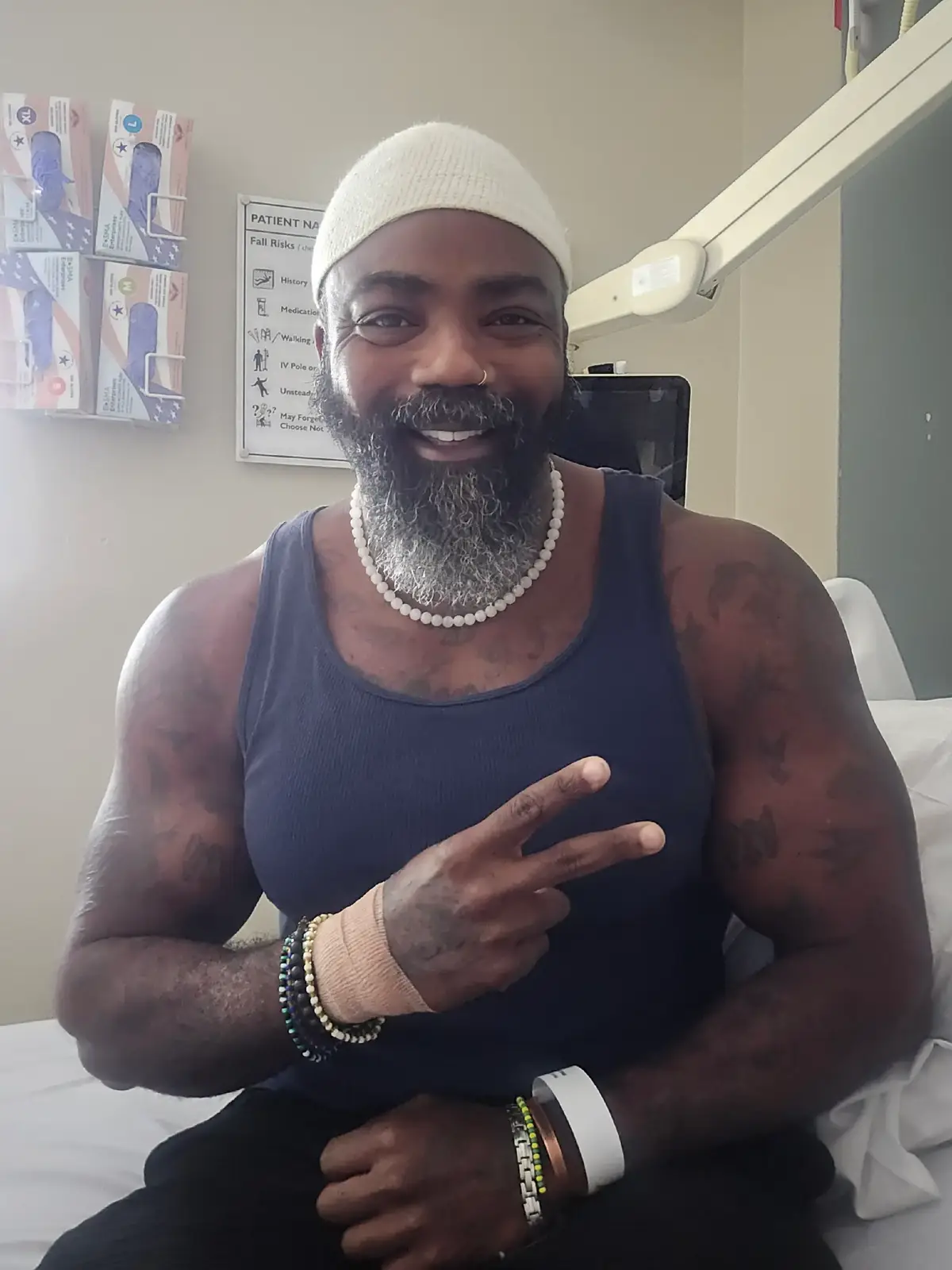@WorthyOfLove👨🏾&zwj;🤝&zwj;👨🏿🌈
