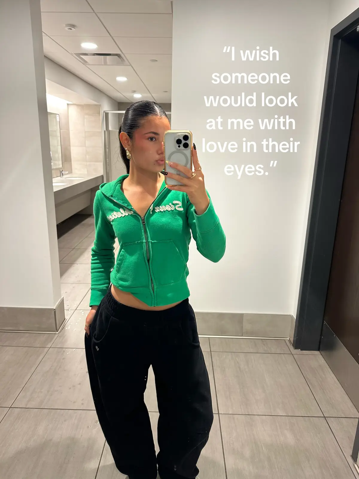 @myakruzel